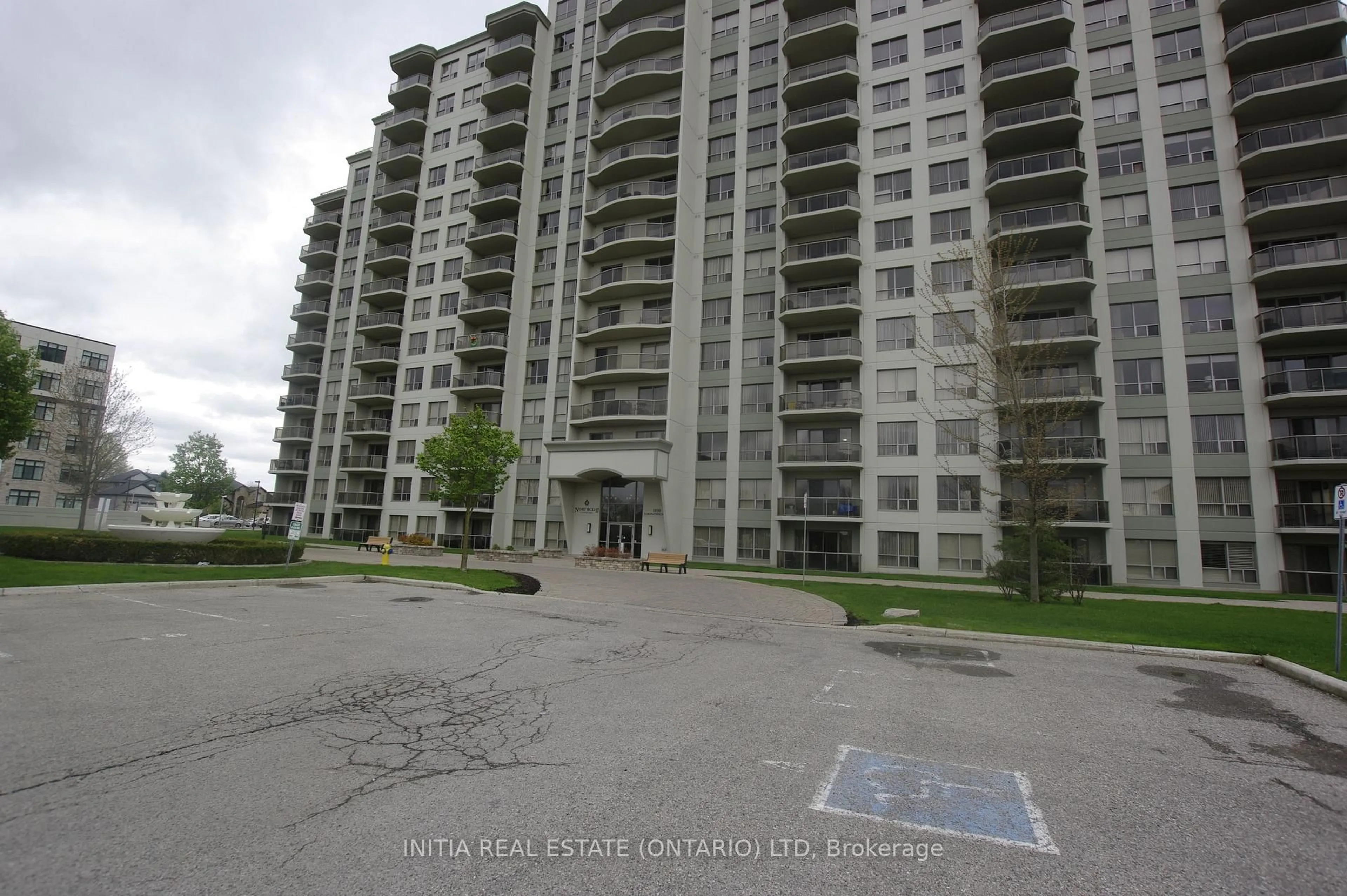 A pic from outside/outdoor area/front of a property/back of a property/a pic from drone, street for 1030 Coronation Dr #807, London North Ontario N6G 0G5