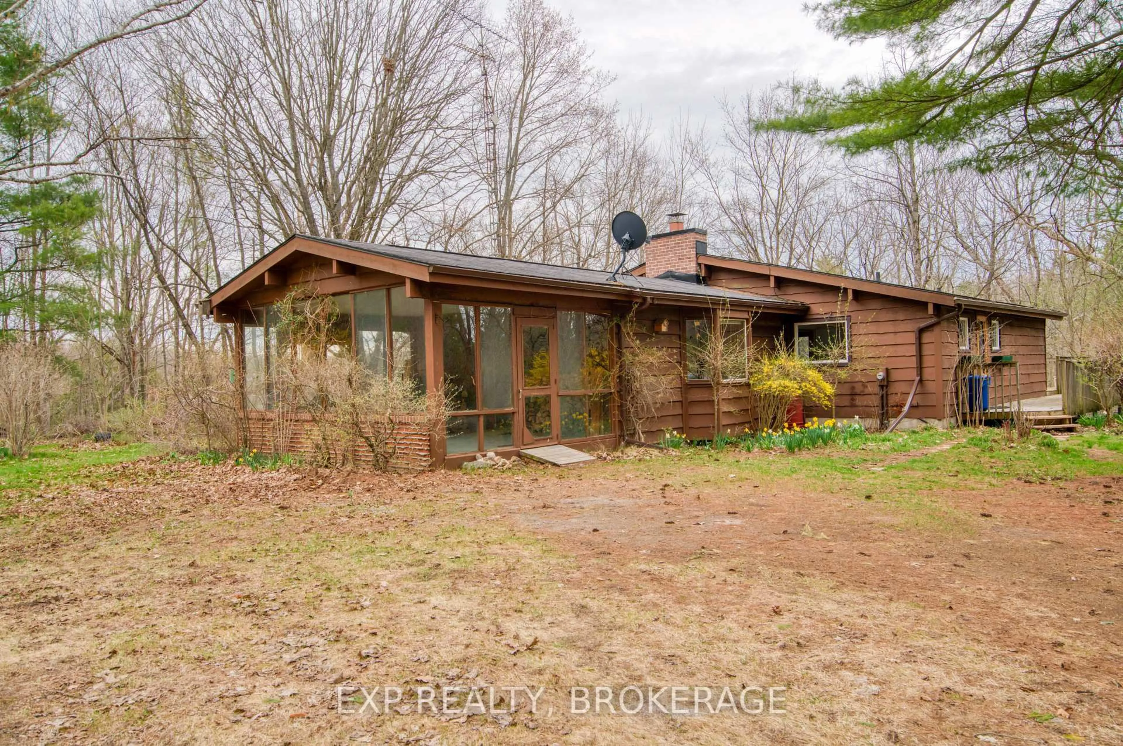 Unknown for 1026 DESERT CREEK Lane, Hartington Ontario K0H 1W0