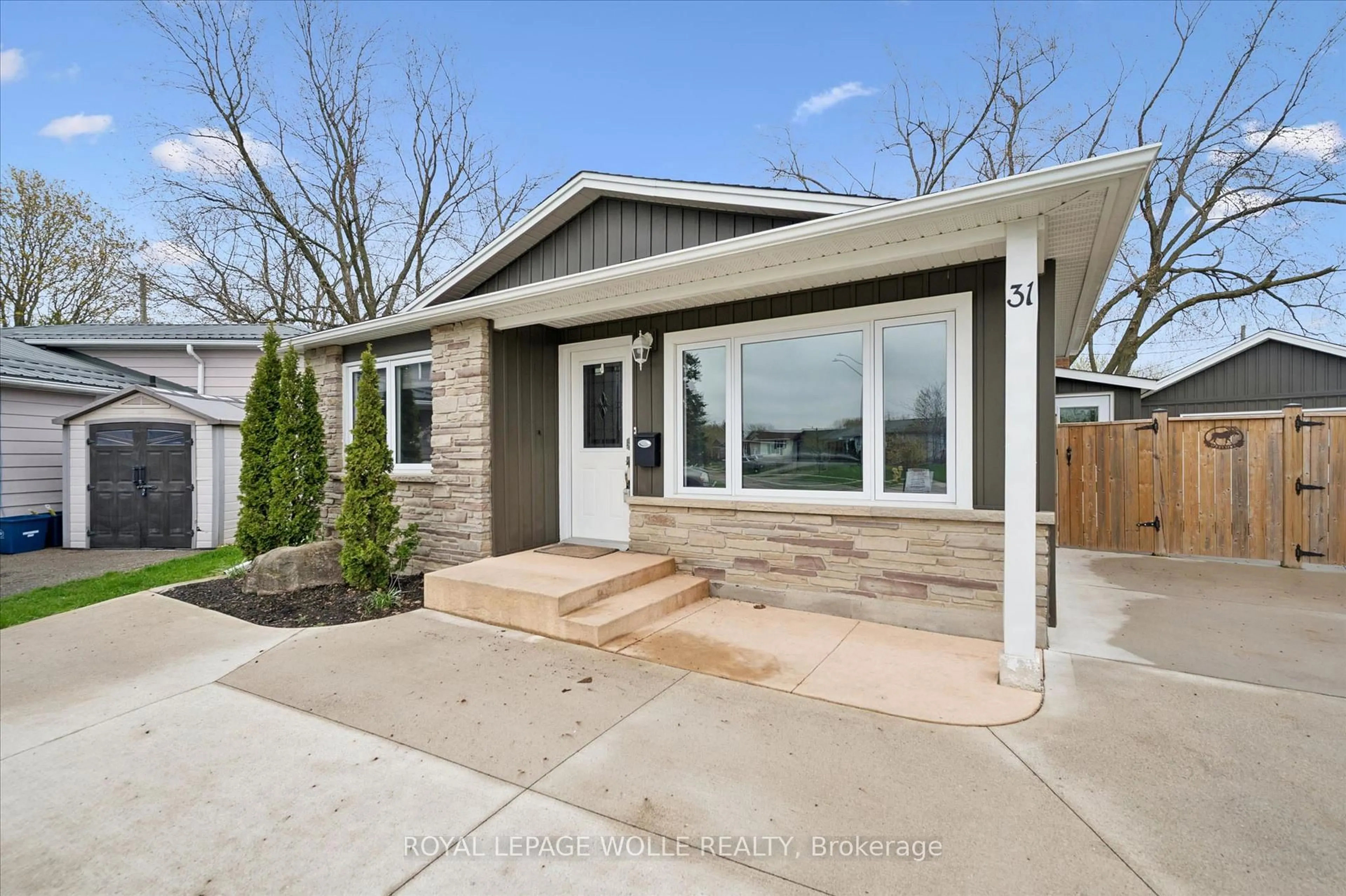 Home with vinyl exterior material, street for 31 ASPEN Cres, Woolwich Ontario N3B 1J7