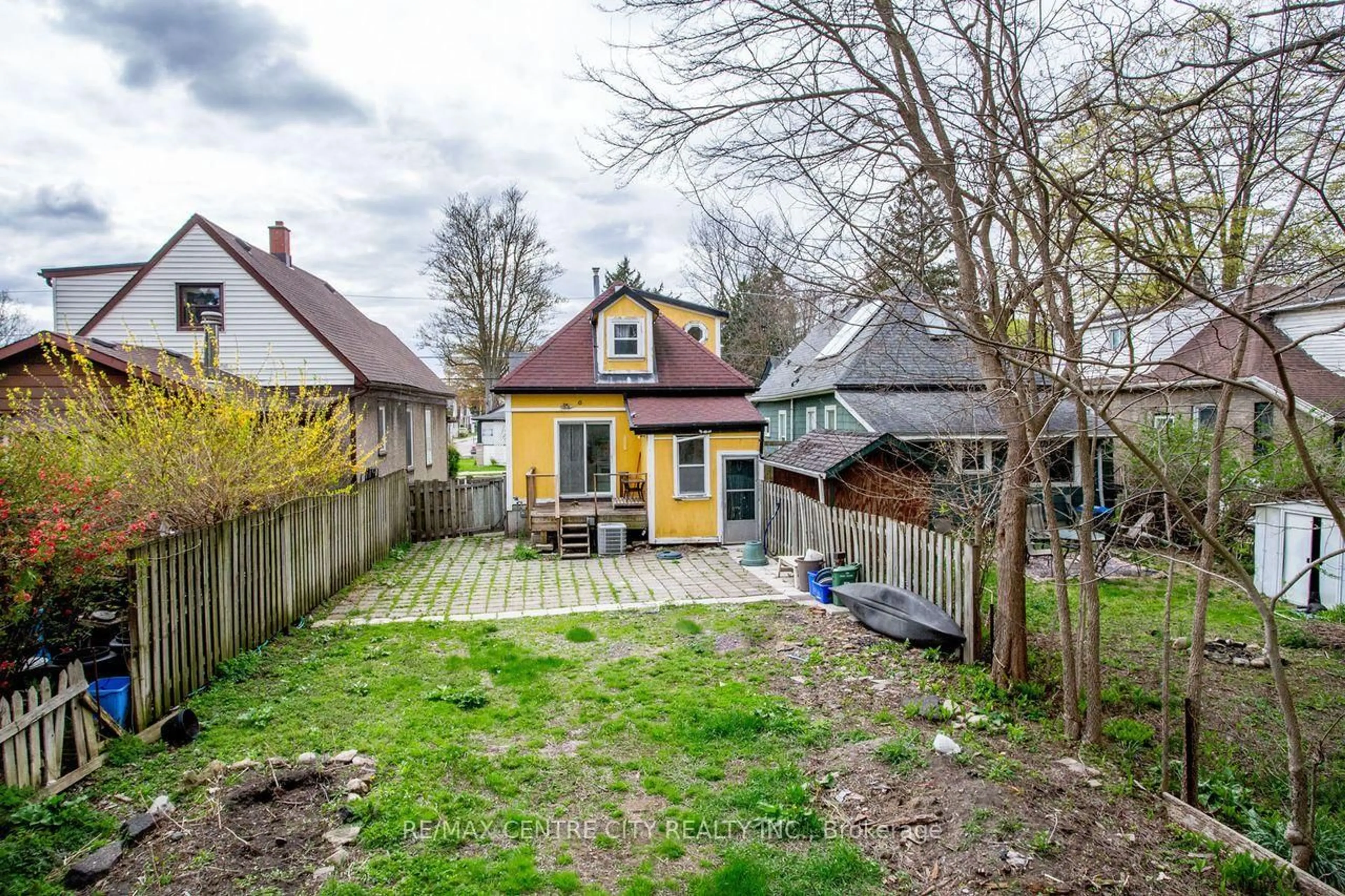 Unknown for 49 Wilson Ave, London North Ontario N6H 1X2