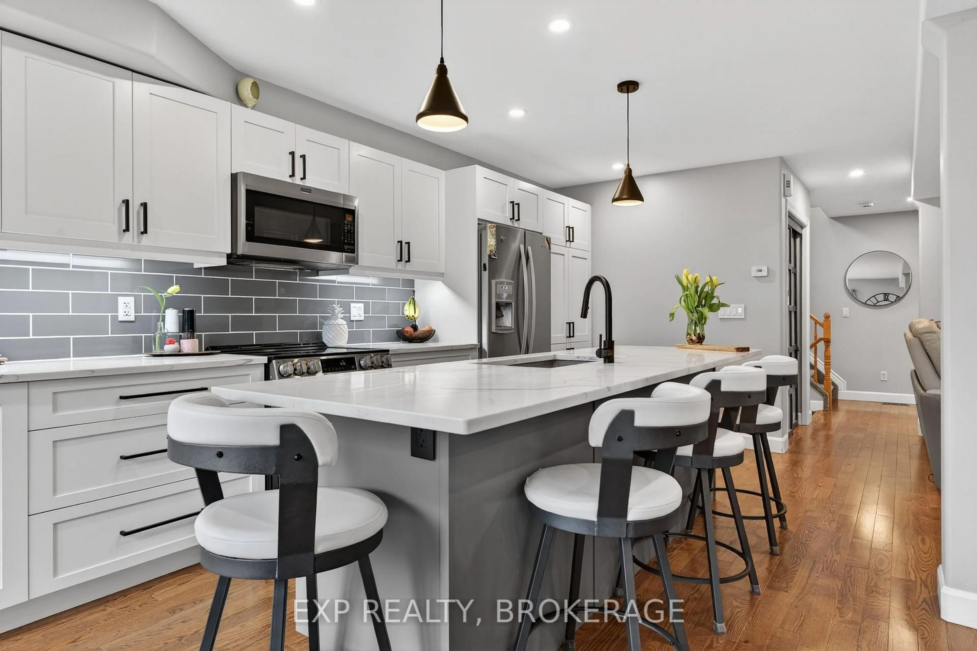 Open concept kitchen, ceramic/tile floor for 452 CONSERVATORY Dr, Kingston Ontario K7M 9C8
