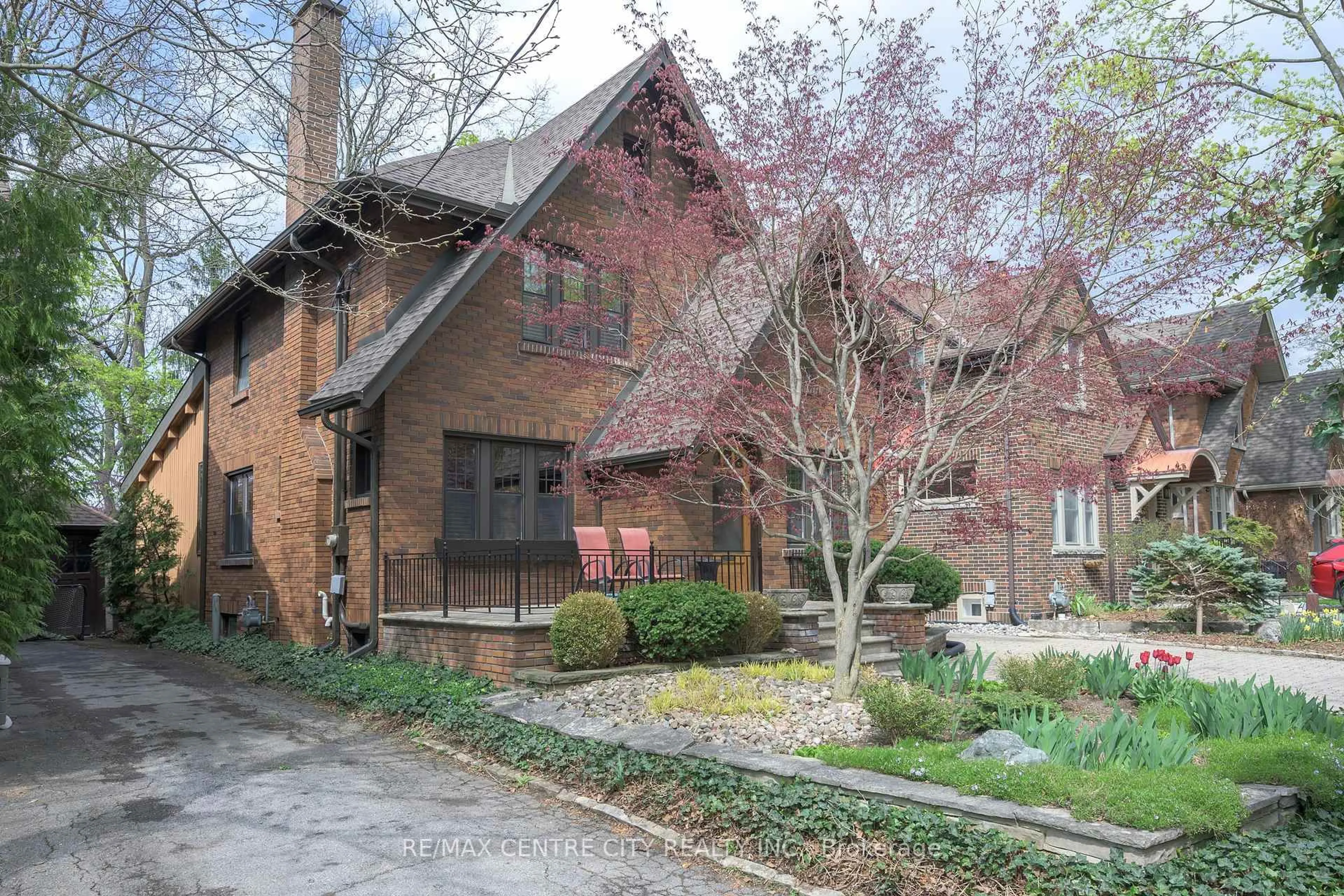 Home with brick exterior material, street for 504 Baker St, London South Ontario N6C 1Y2