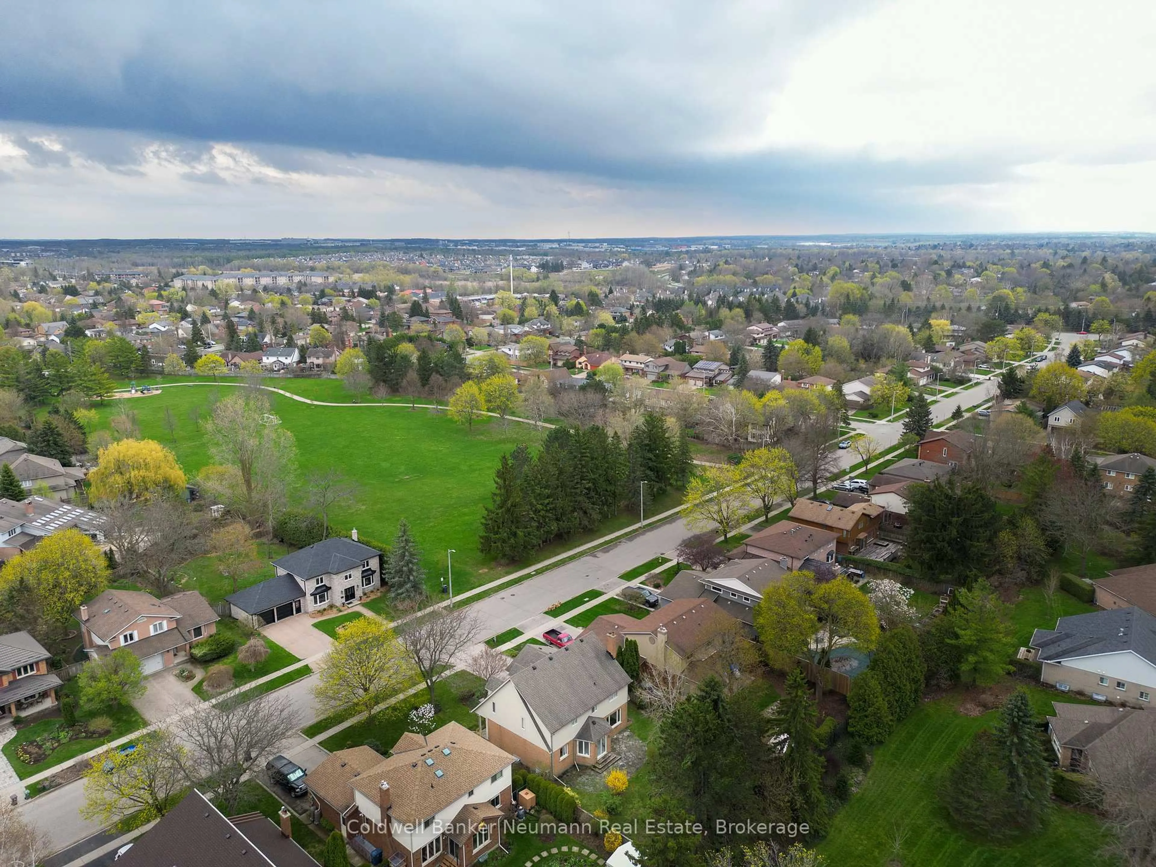 A pic from outside/outdoor area/front of a property/back of a property/a pic from drone, unknown for 42 Hands Dr, Guelph Ontario N1G 3H3