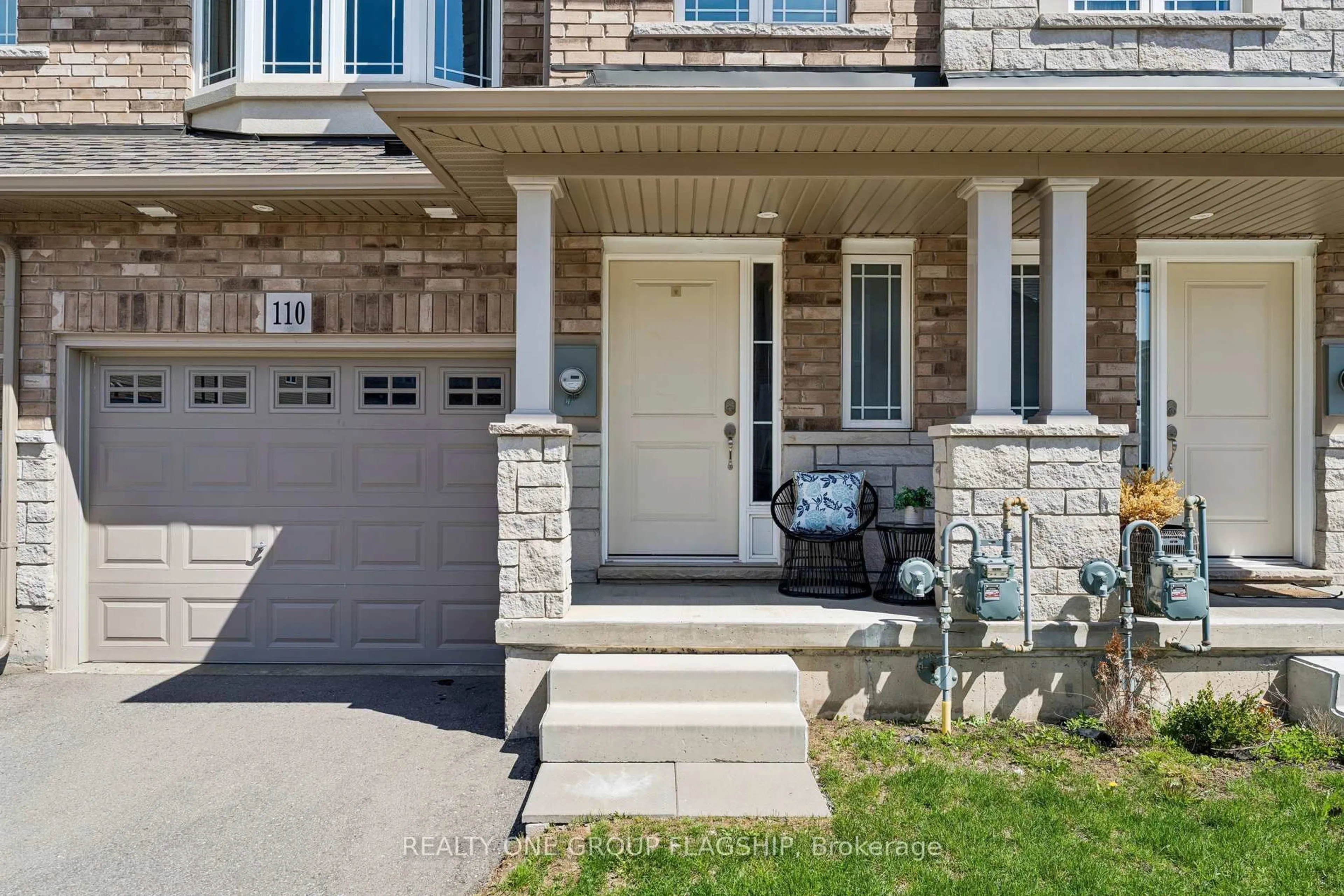Unknown for 110 Laguna Village Cres, Hamilton Ontario L0R 1P0