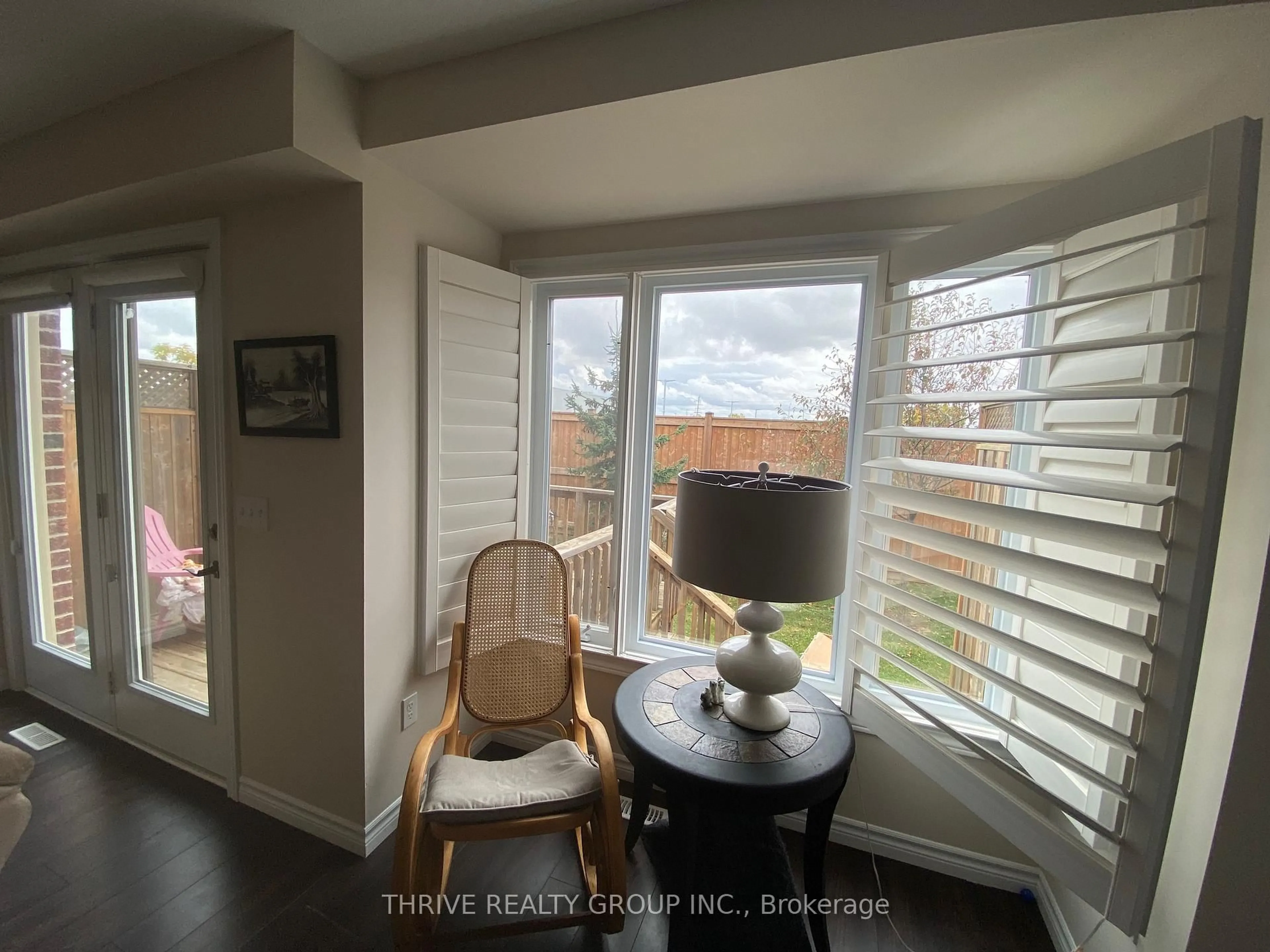 Indoor entryway for 3399 CASTLE ROCK Pl #20, London South Ontario N6L 0C8