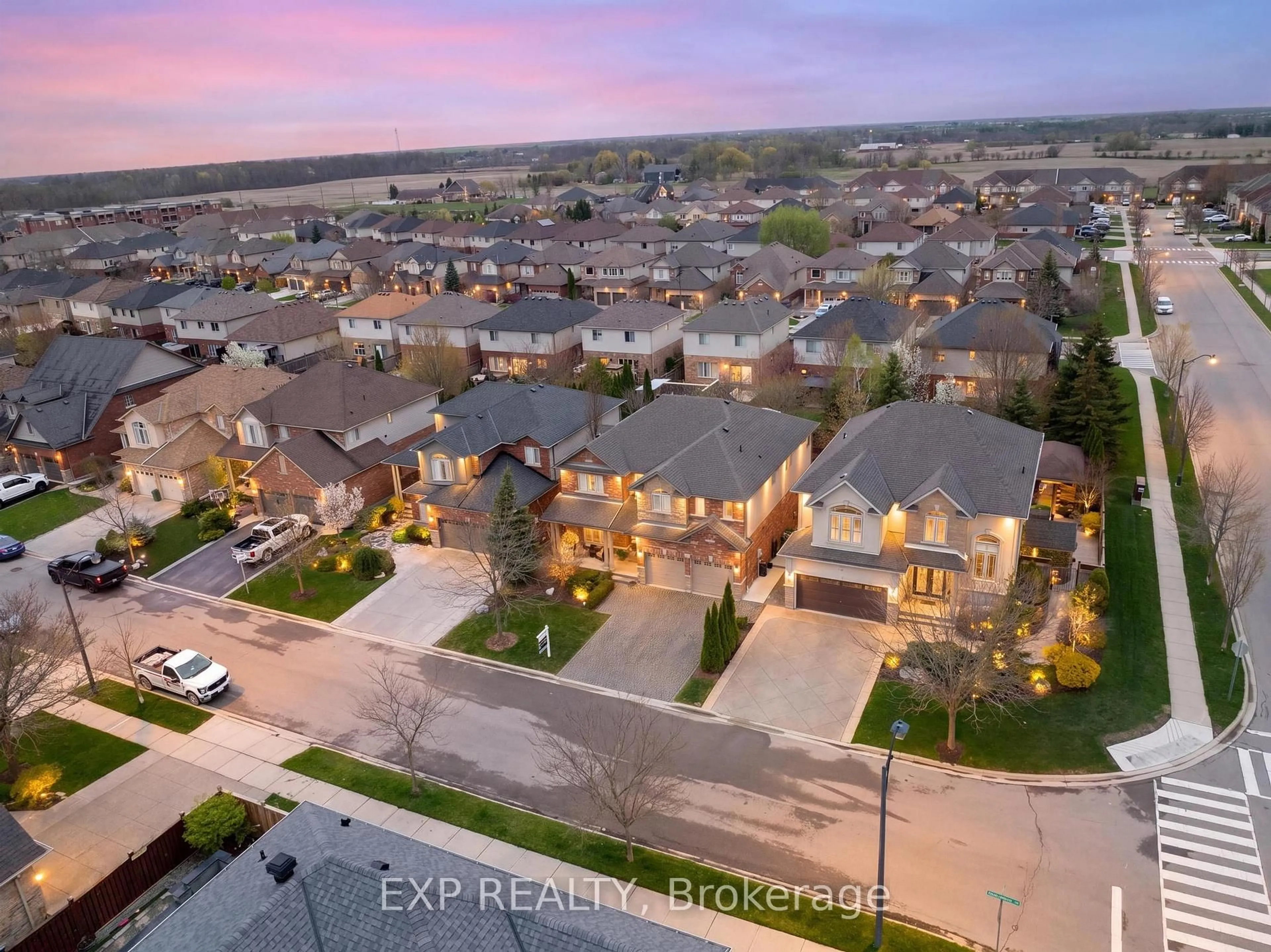 A pic from outside/outdoor area/front of a property/back of a property/a pic from drone, street for 129 Magnificent Way, Hamilton Ontario L0R 1C0