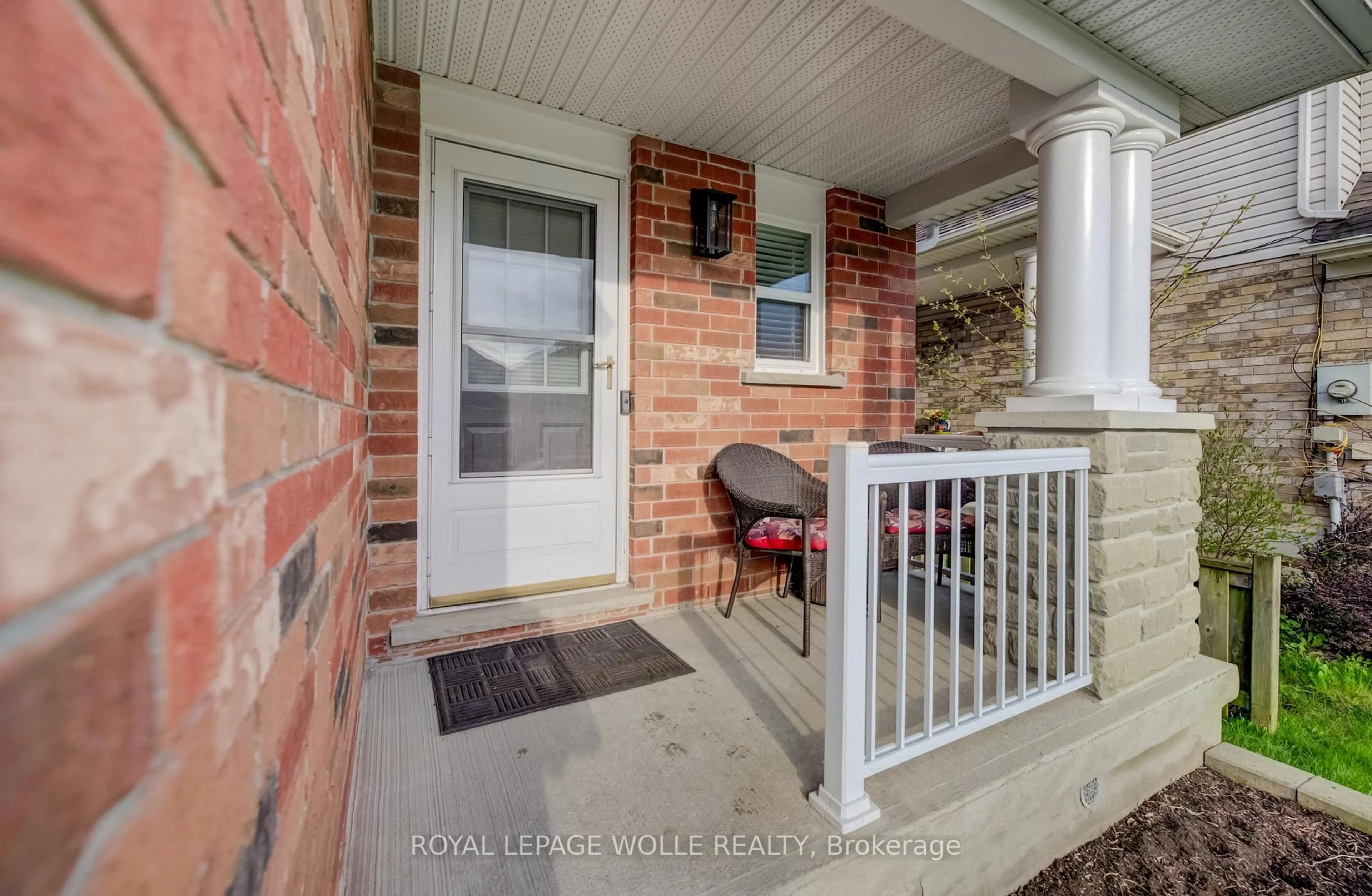 Unknown for 23 Northcliffe Cres, Cambridge Ontario N3C 4M6