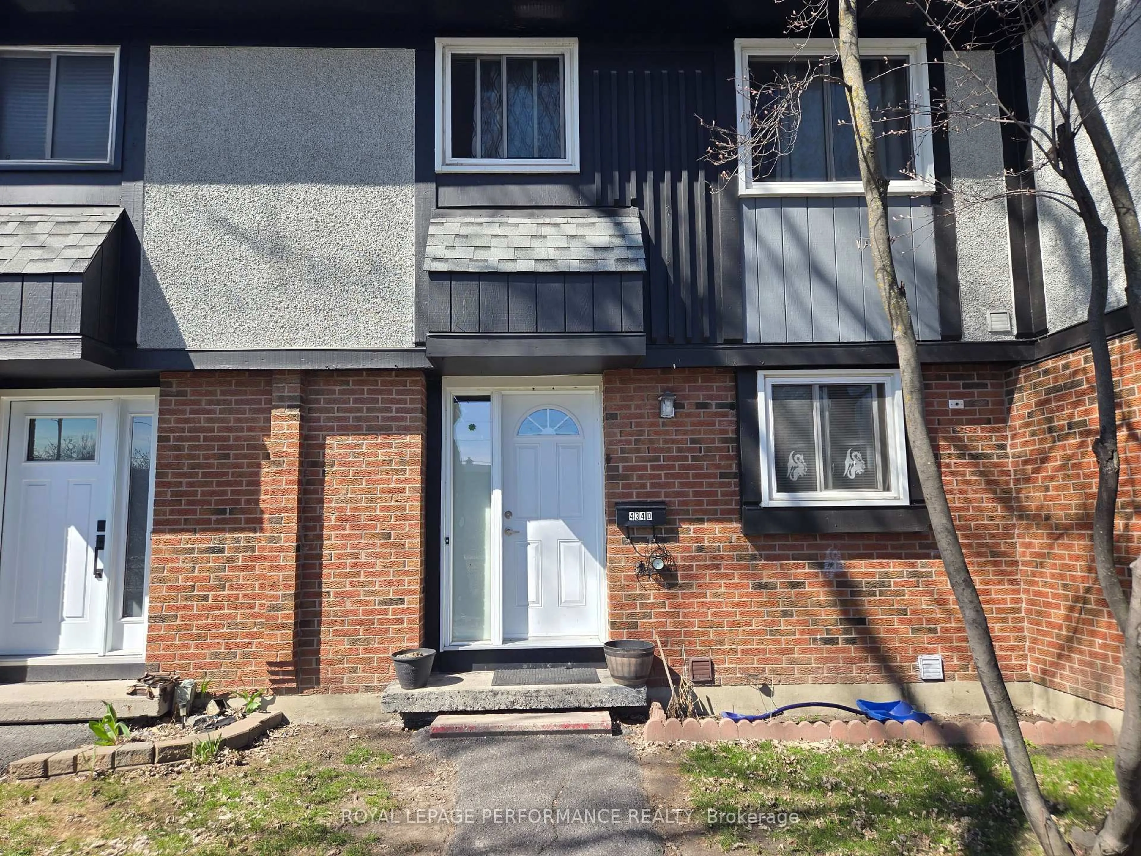 A pic from outside/outdoor area/front of a property/back of a property/a pic from drone, street for 434 Moodie Dr #D, Ottawa Ontario K2H 8A6
