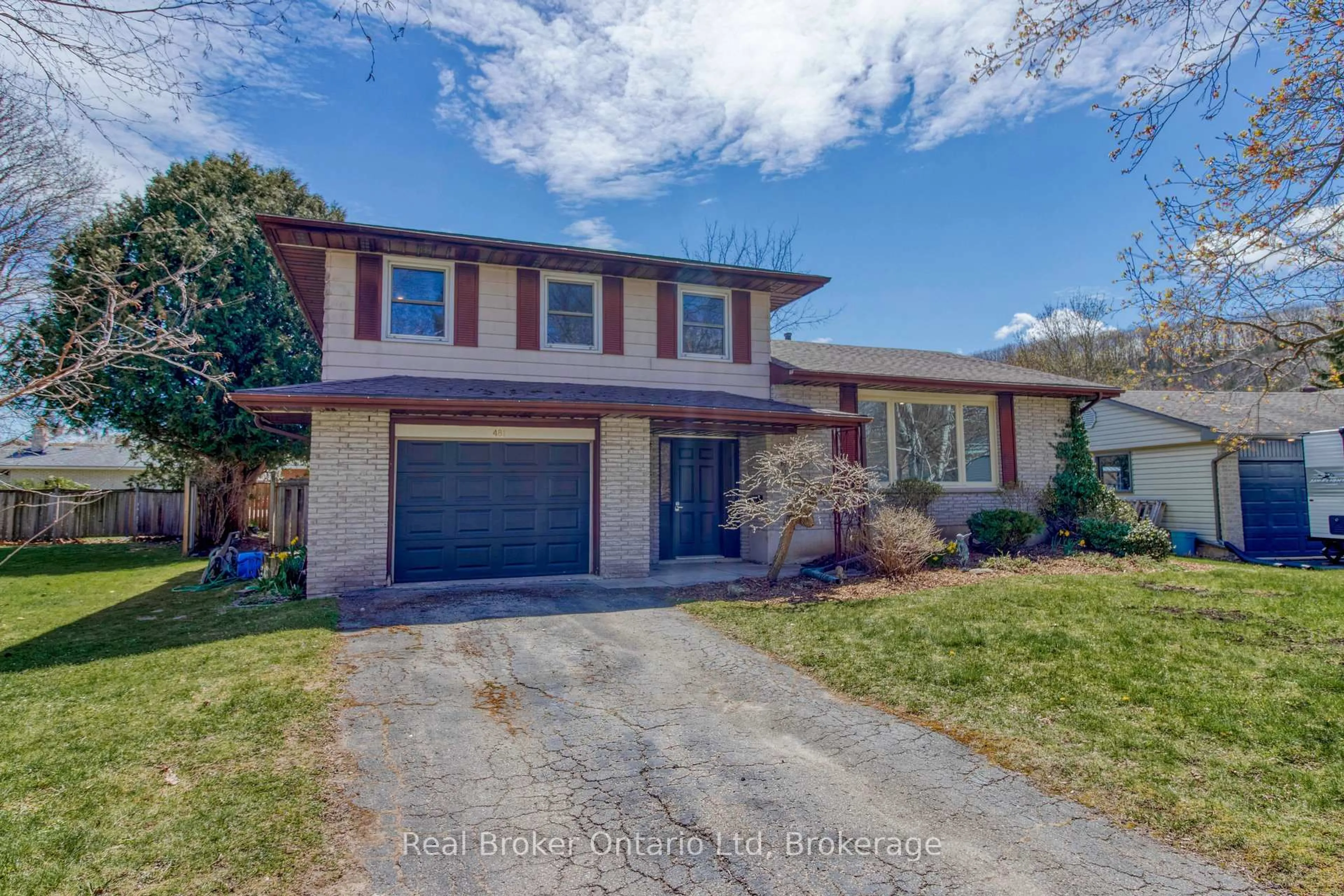 Home with brick exterior material, street for 481 4th A St, Owen Sound Ontario N4K 3K2