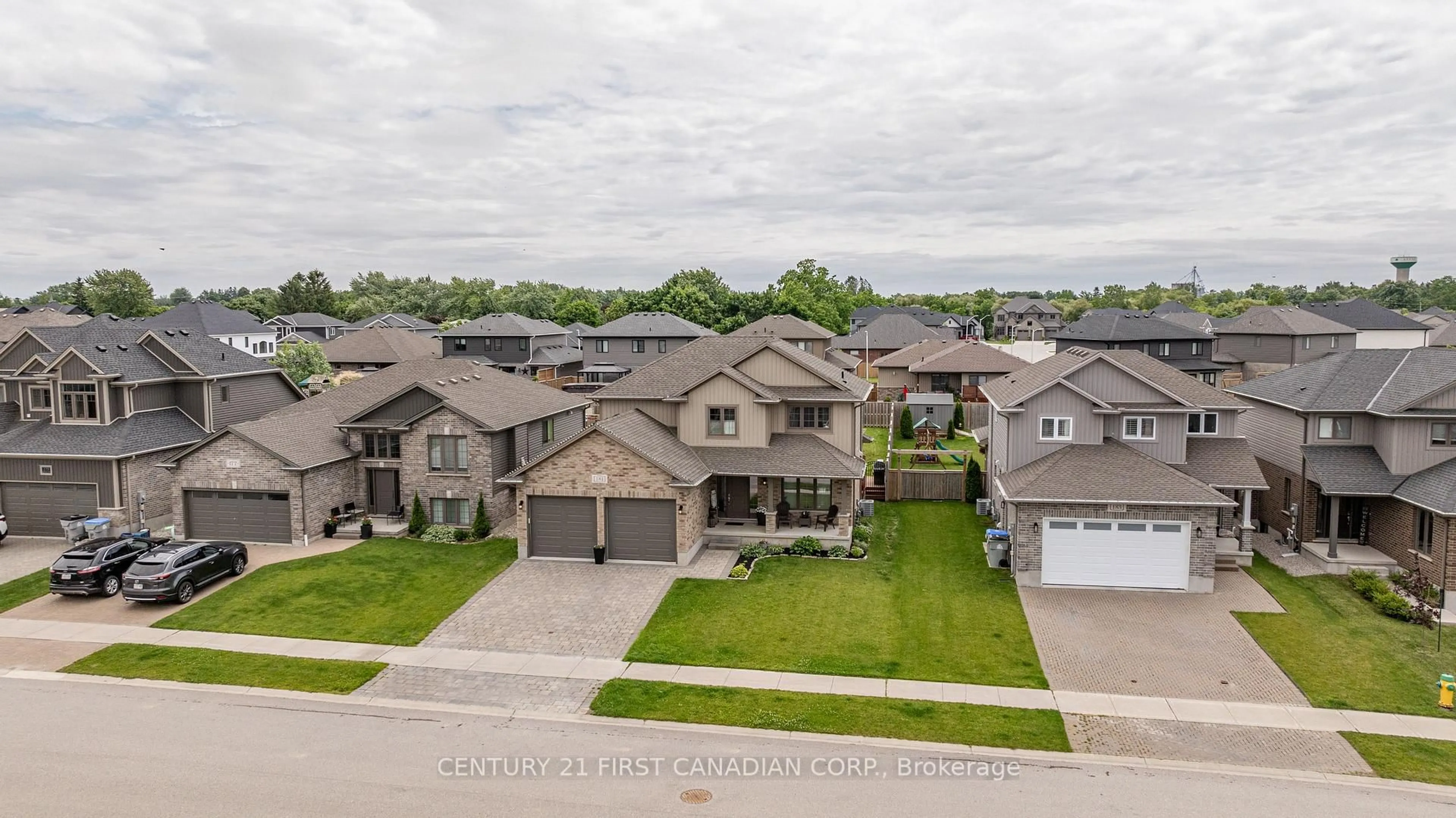 A pic from outside/outdoor area/front of a property/back of a property/a pic from drone, street for 181 Gilmour Dr, Lucan Biddulph Ontario N0M 2J0