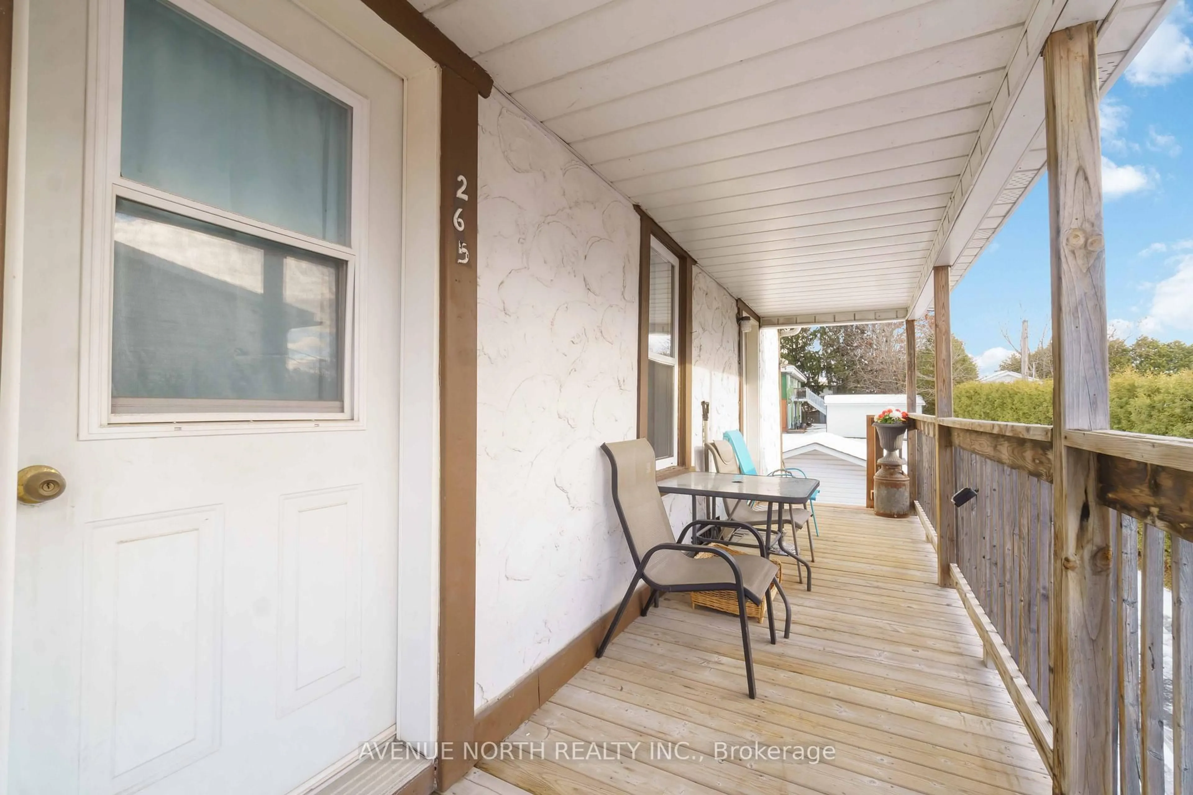 Patio, street for 265 Hamilton St, Hawkesbury Ontario K6A 1Z2