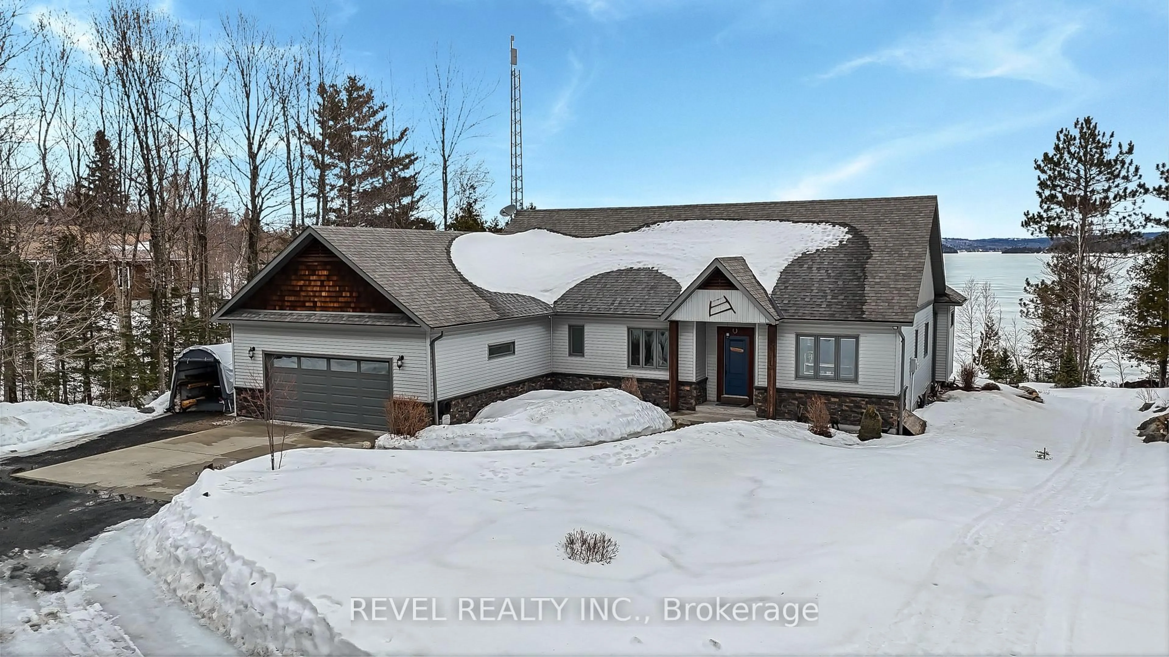 A pic from outside/outdoor area/front of a property/back of a property/a pic from drone, mountain view for 82 Bobcat Tr, Elliot Lake Ontario P5A 2S9