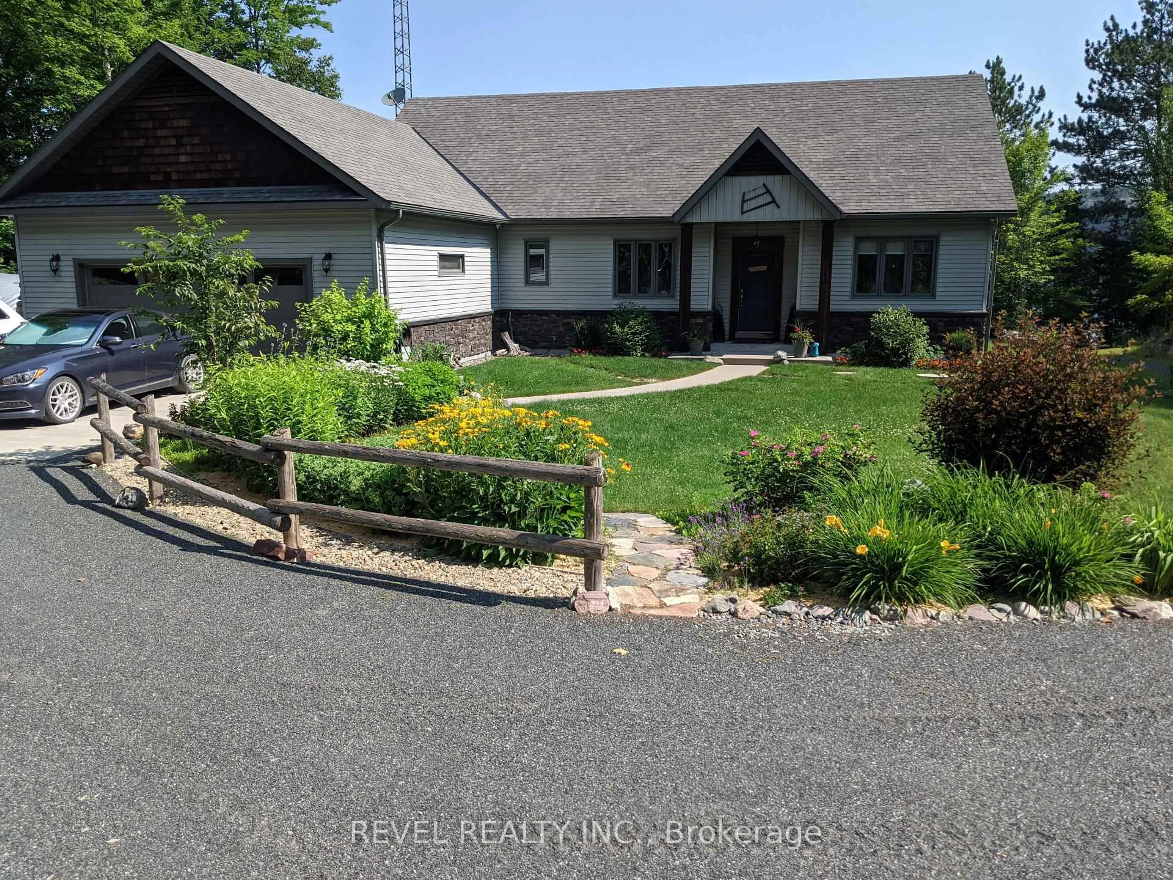 A pic from outside/outdoor area/front of a property/back of a property/a pic from drone, street for 82 Bobcat Tr, Elliot Lake Ontario P5A 2S9