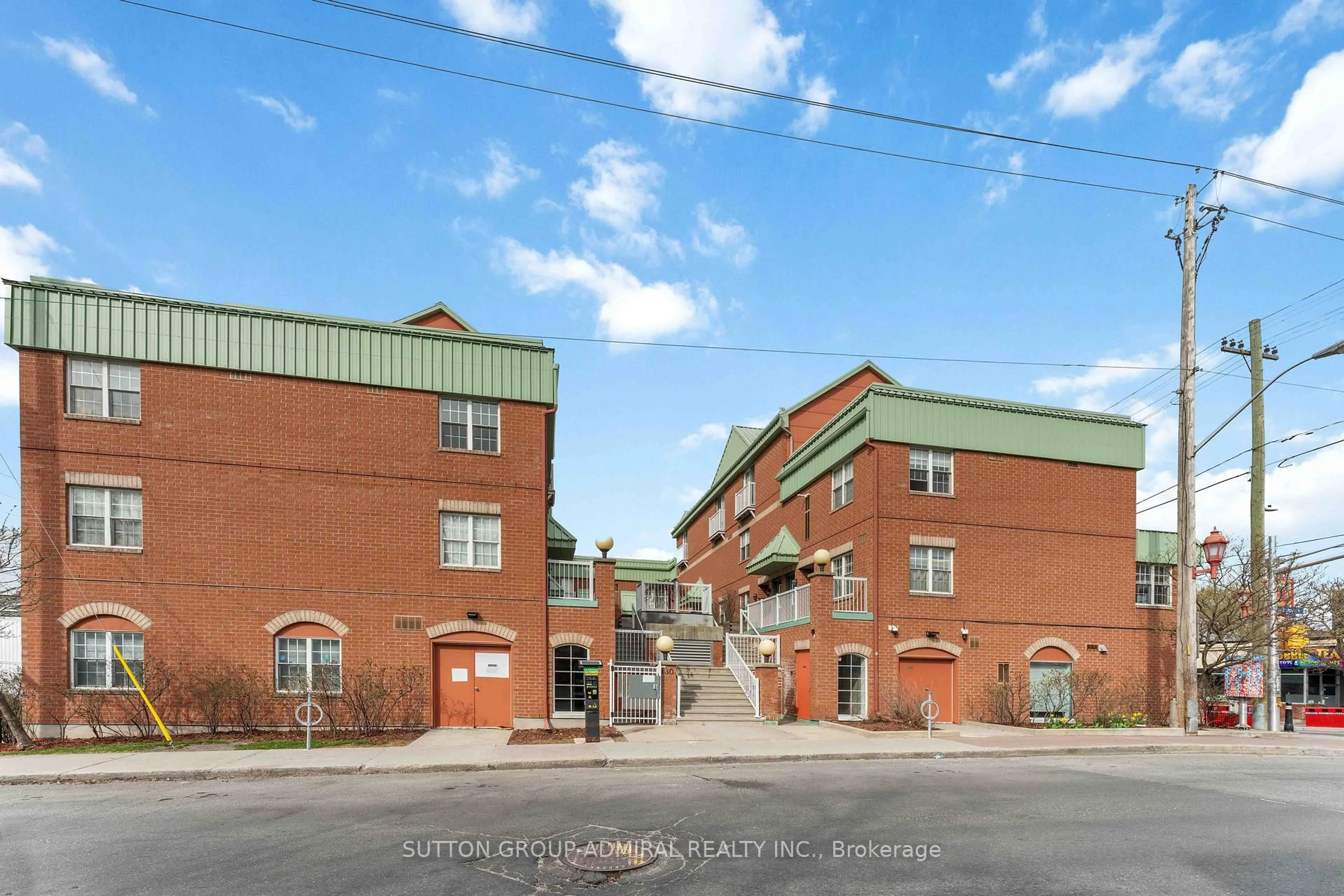 Unknown for 130 ROCHESTER St #9, Ottawa Ontario K1R 0A3
