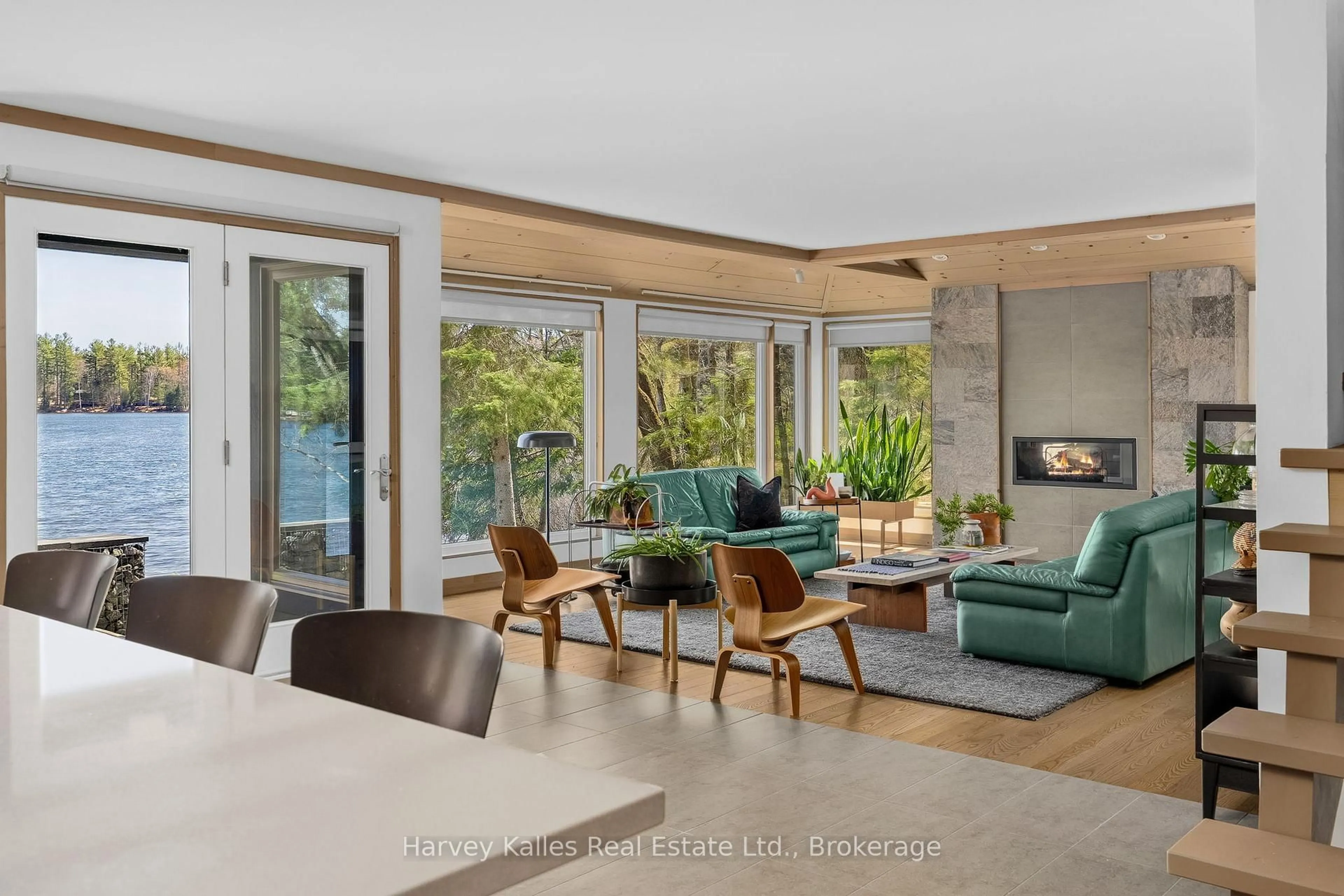 Living room with furniture, unknown for 1069 North Tooke Lake Rd, Lake of Bays Ontario P0B 1A0