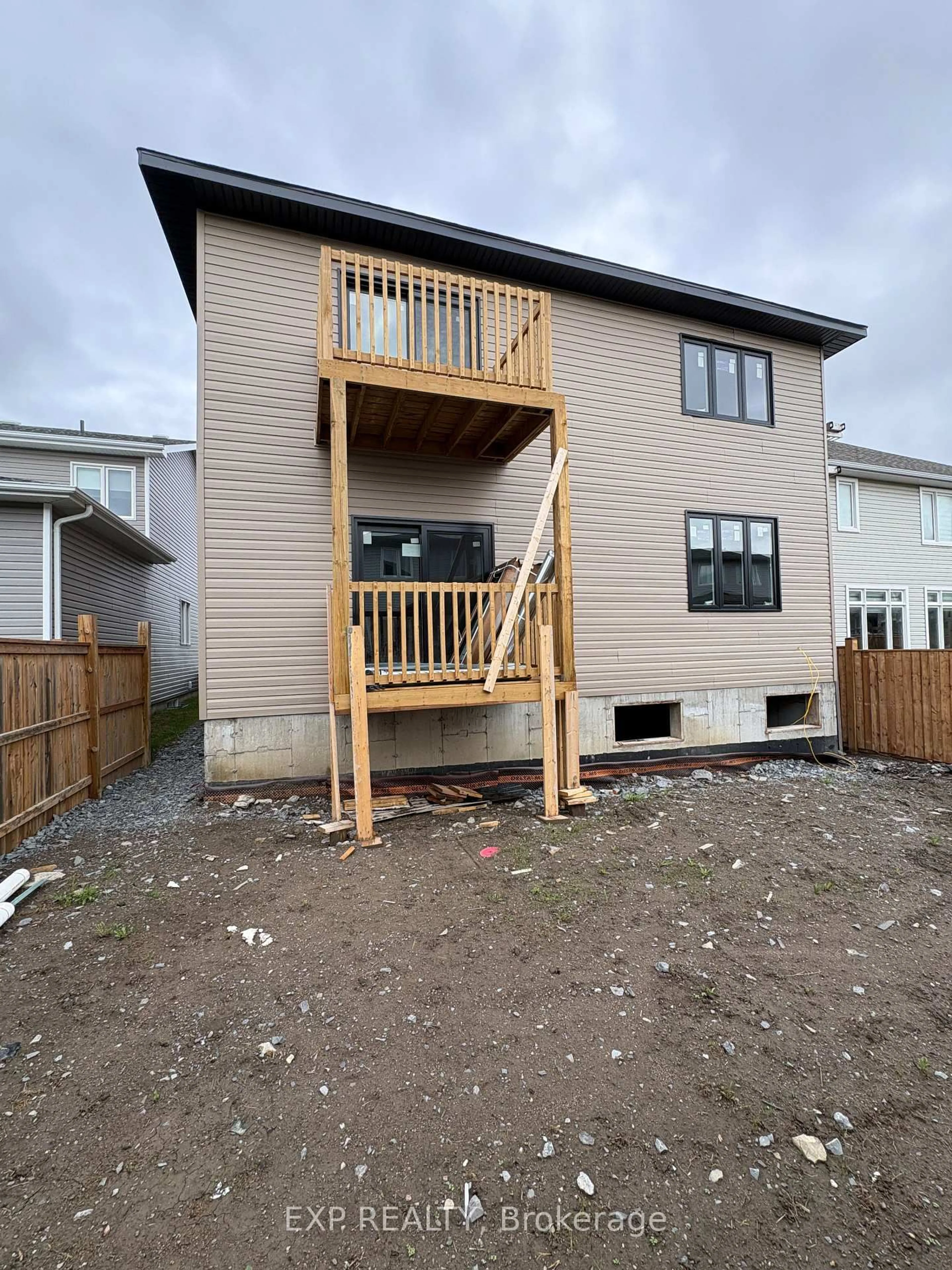 Unknown for 1116 Woodhaven Dr, Kingston Ontario K7P 0R7