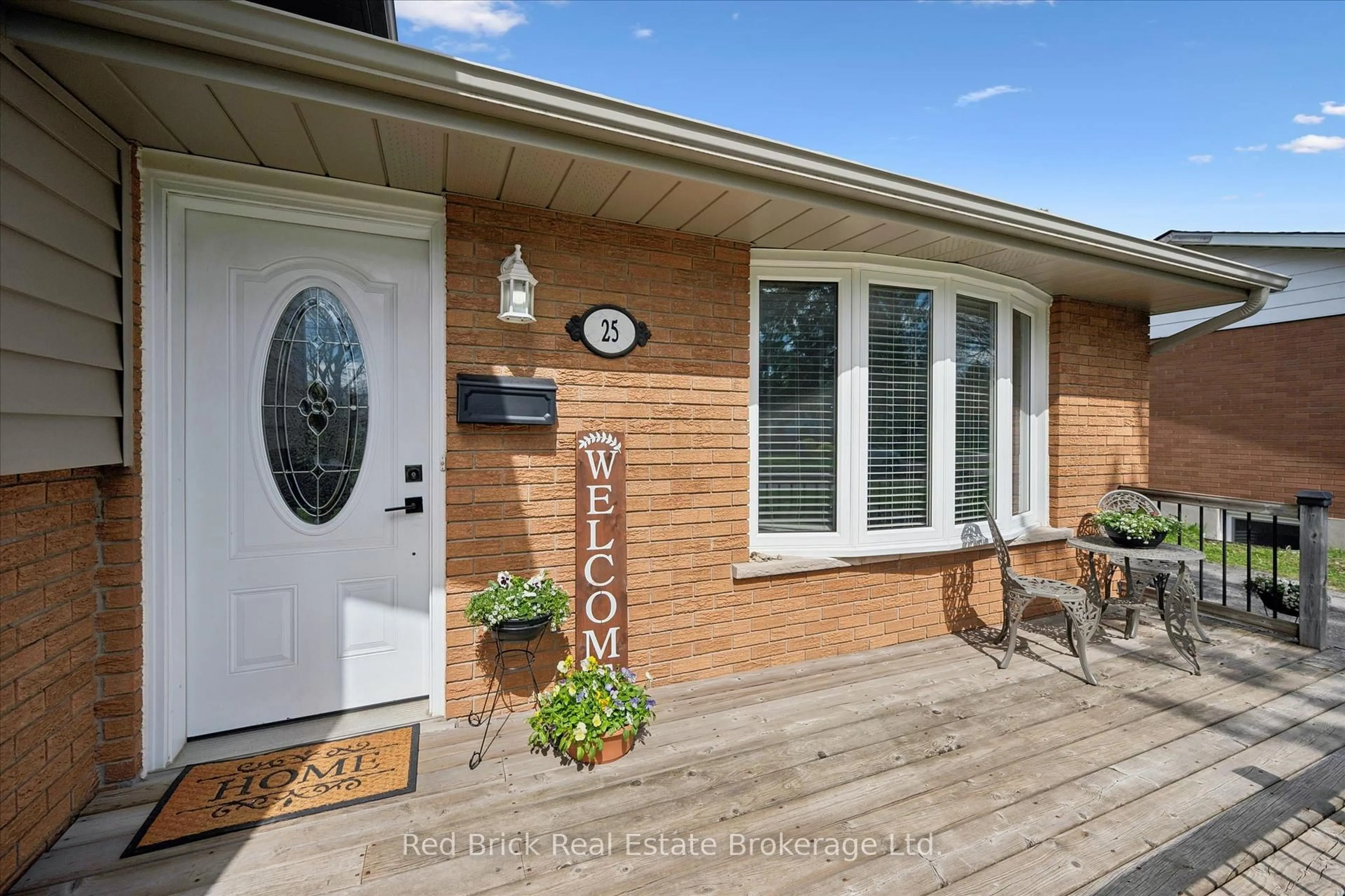 Home with brick exterior material, street for 25 Hastings Blvd, Guelph Ontario N1E 4G3