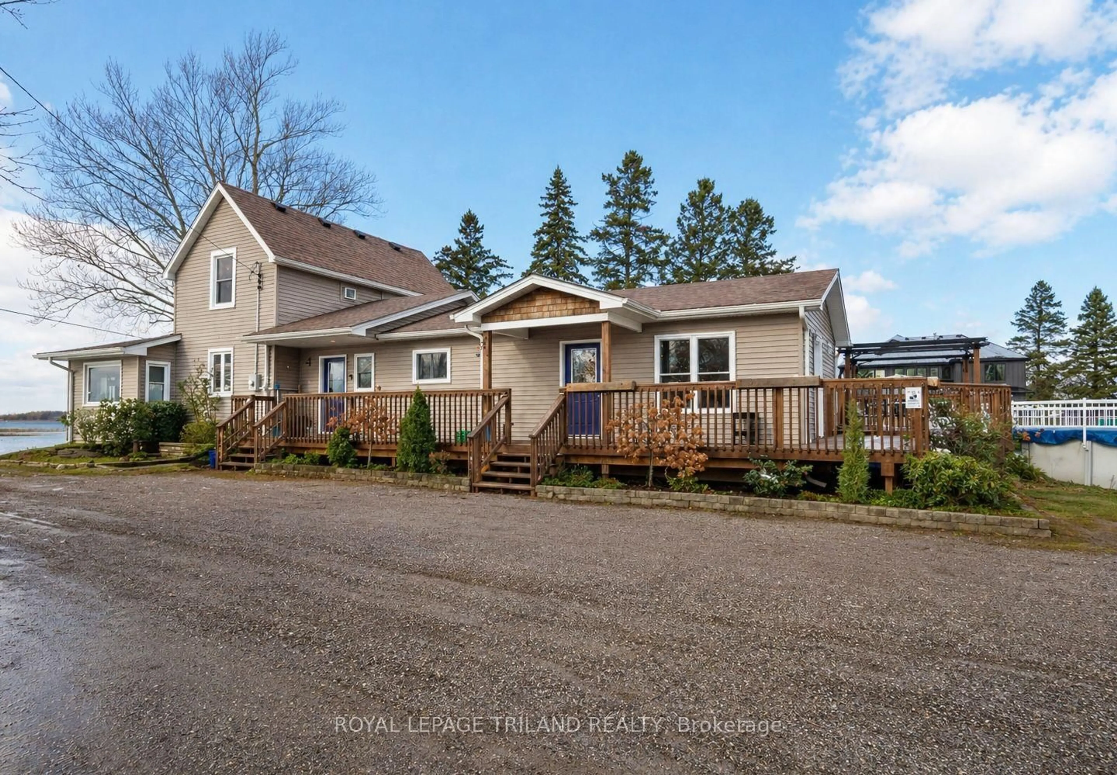 Home with vinyl exterior material, street for 9664 Belmont Rd, Central Elgin Ontario N5P 3S7