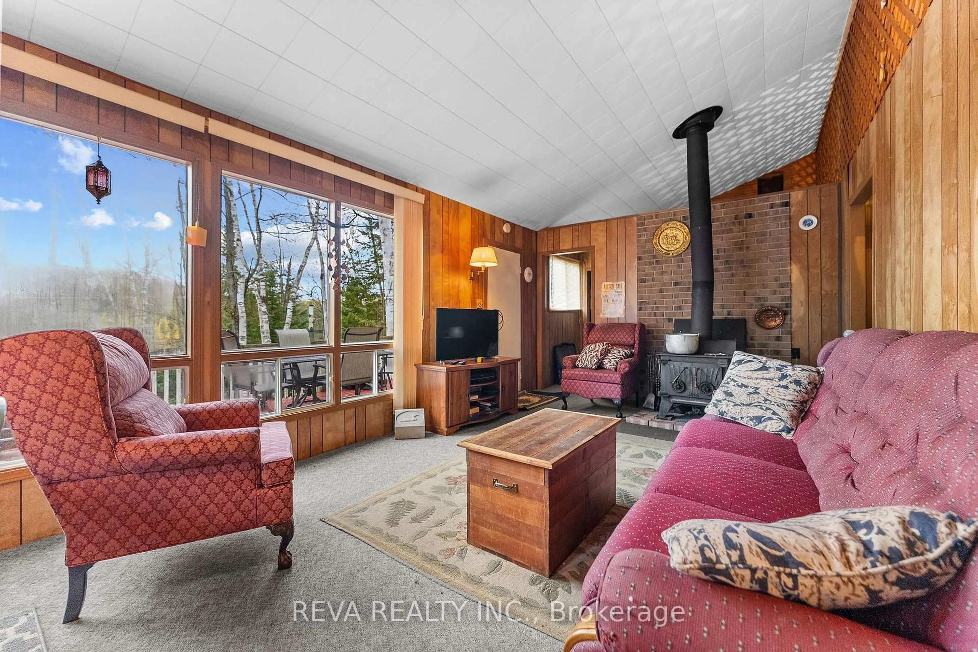 Living room with furniture, unknown for 115 West Mullet Lake Dr, Bancroft Ontario K0L 1C0