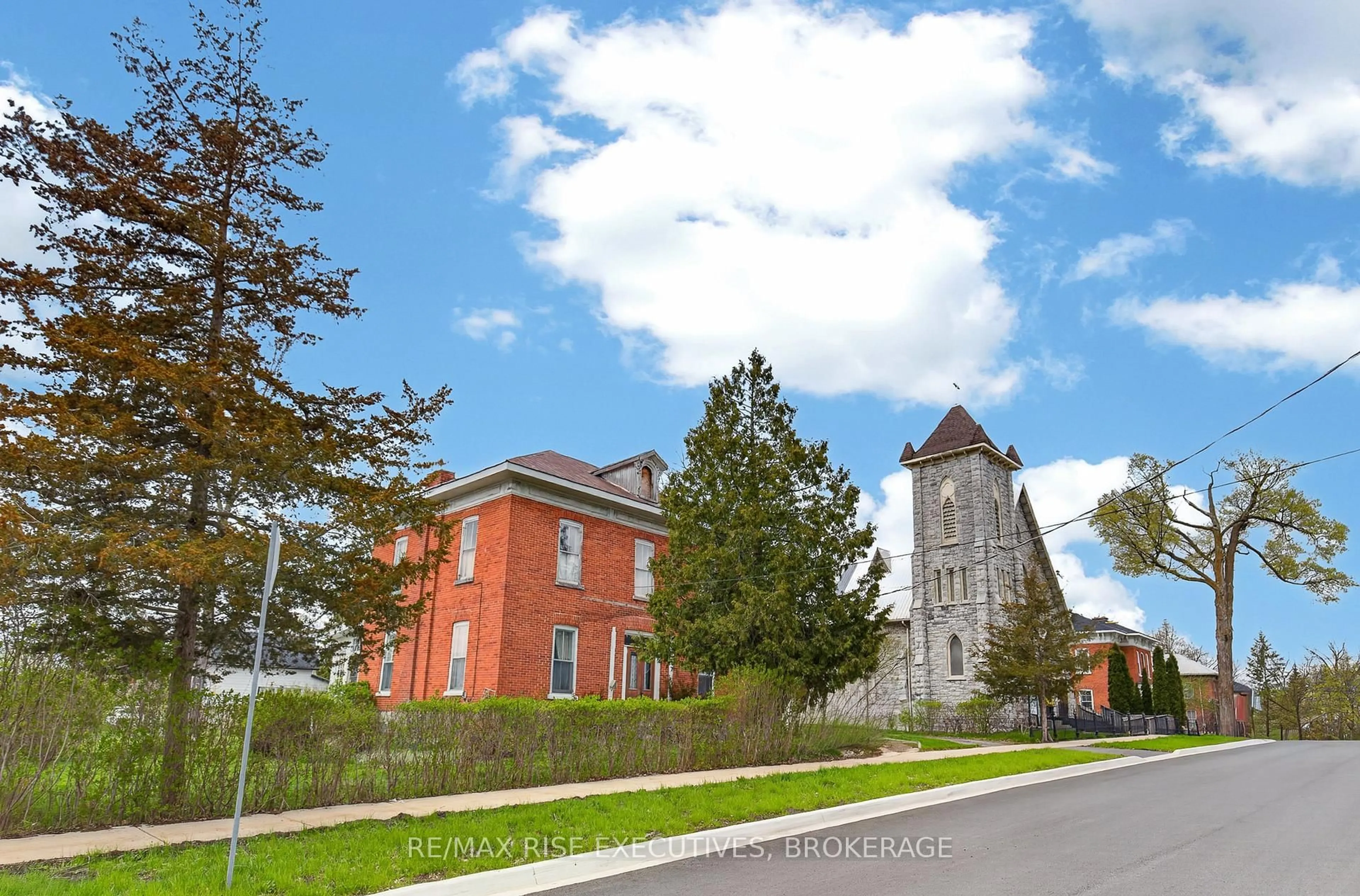 Unknown for 147 St George St, Deseronto Ontario K0K 1X0