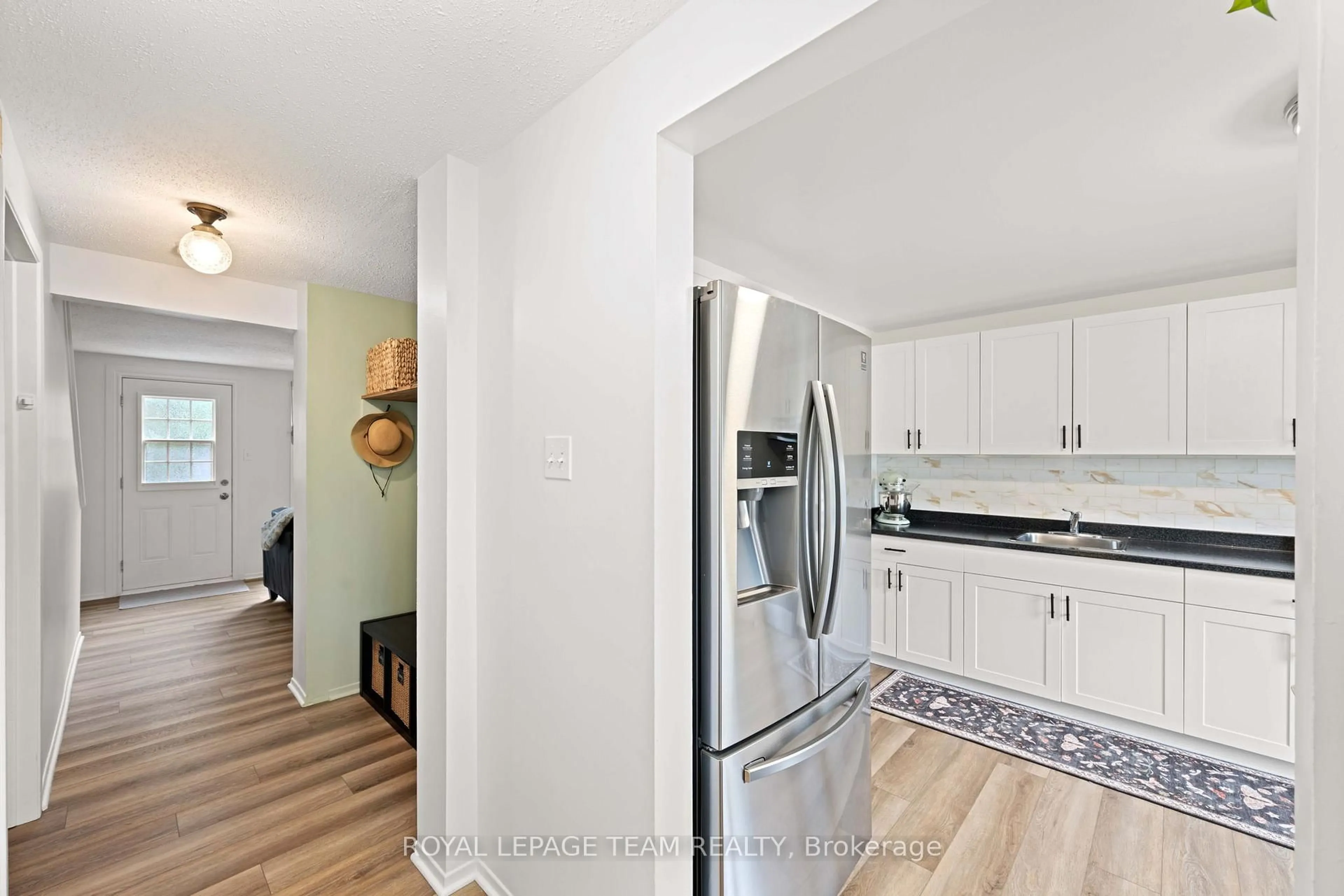 Open concept kitchen, unknown for 1257 Priory Lane #42, Ottawa Ontario K1C 1Z8