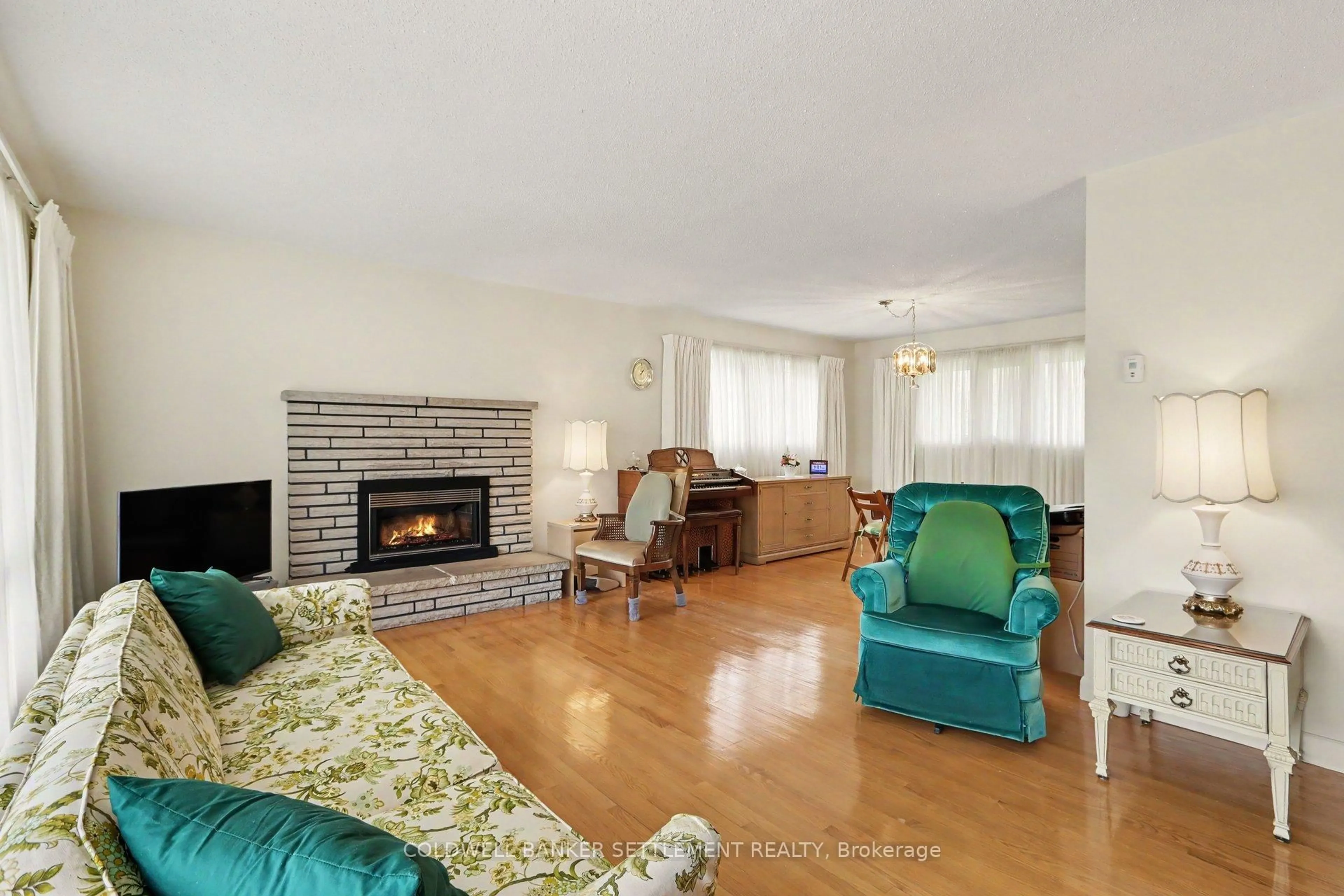 Living room with furniture, unknown for 2 Glenview Cres, Perth Ontario K7H 2L2