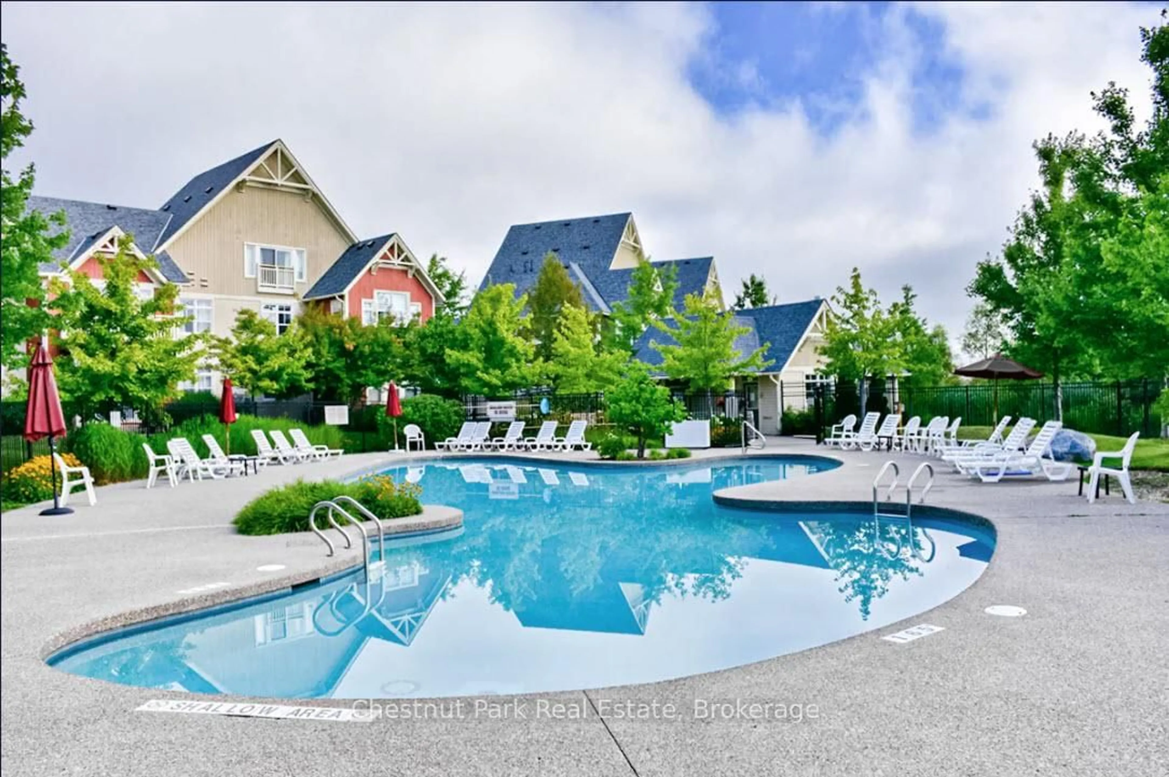 Pool for 125 Fairway Crt #222, Blue Mountains Ontario L9Y 0P8
