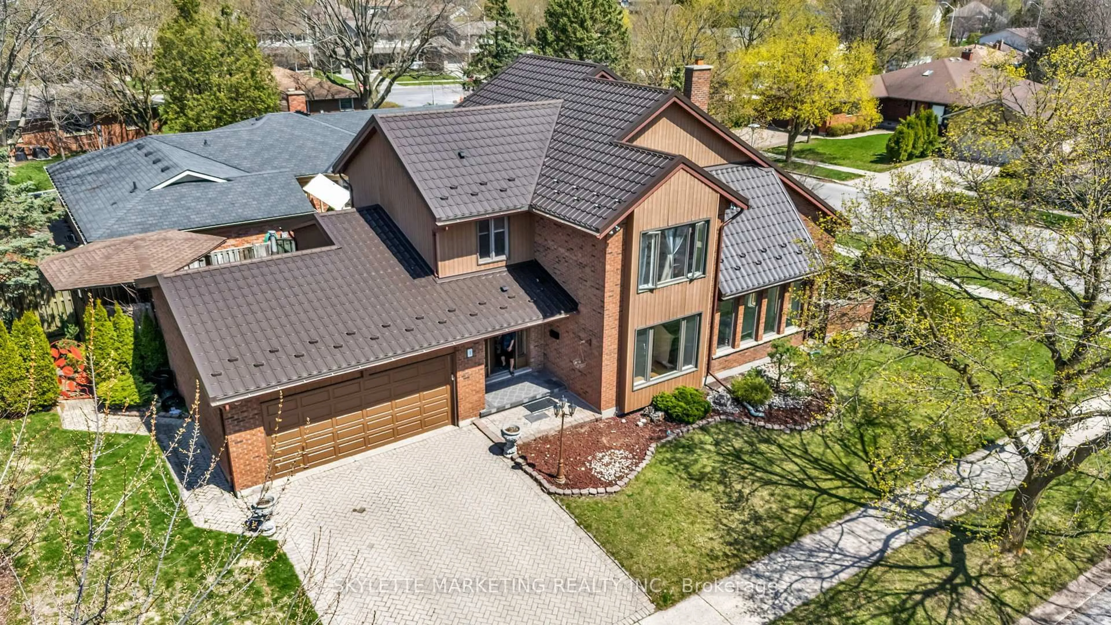 Home with brick exterior material, street for 2 Deer Valley Cres, London South Ontario N6J 4K9