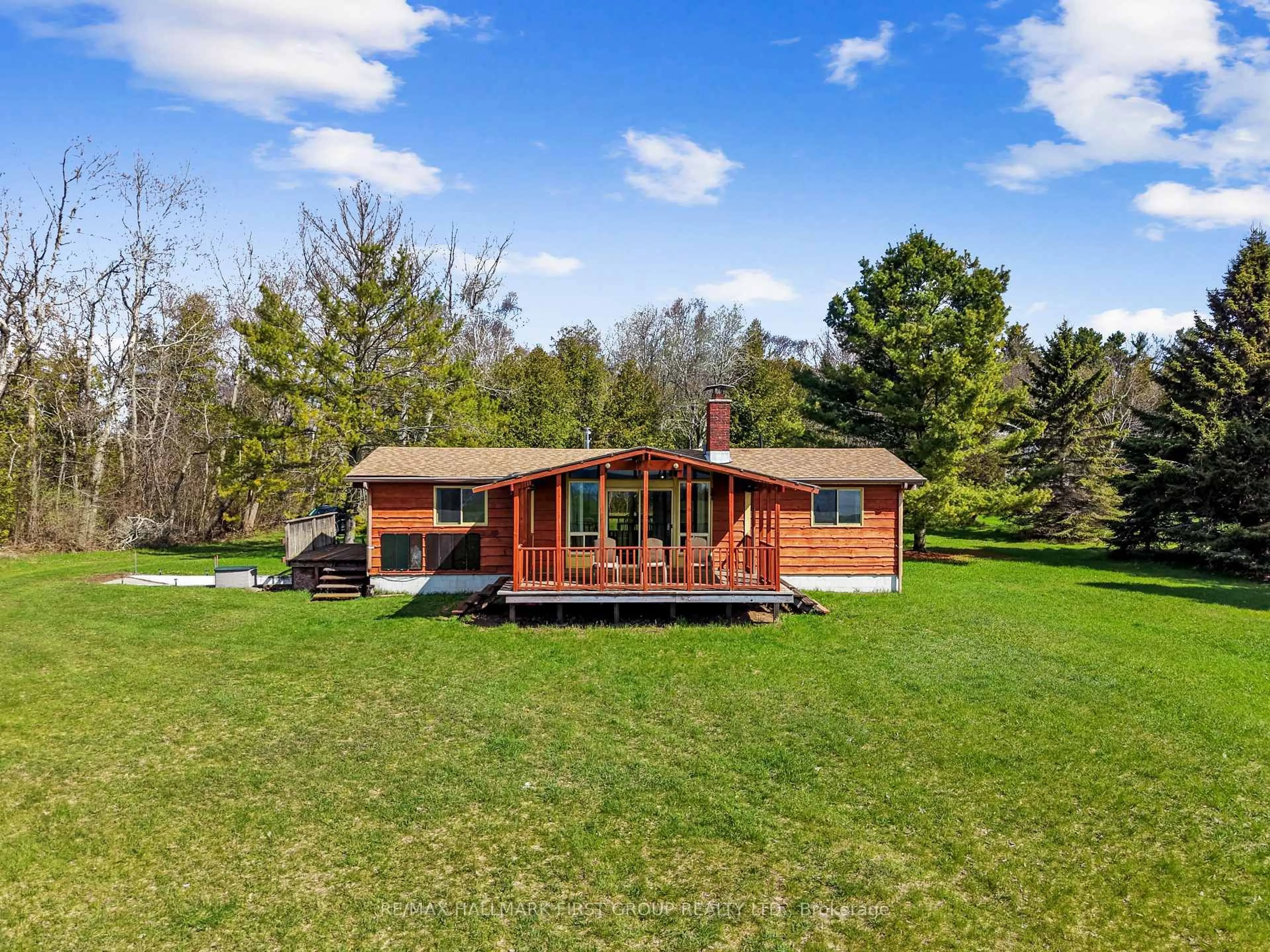 A pic from outside/outdoor area/front of a property/back of a property/a pic from drone, water/lake/river/ocean view for 605B Orchard Grove Rd, Alnwick/Haldimand Ontario K0K 2G0