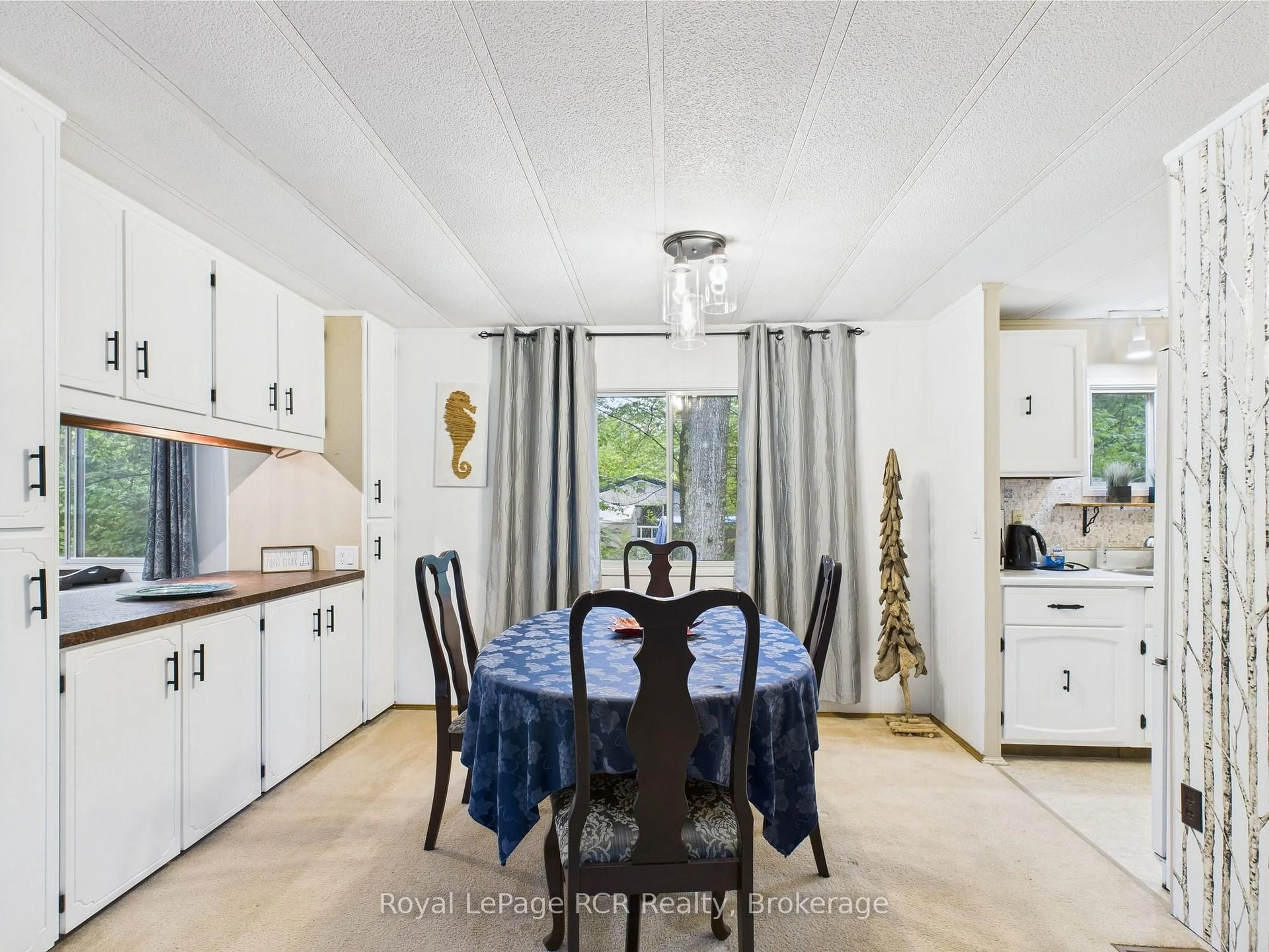 Dining room, unknown for 112 Huron Rd, Huron-Kinloss Ontario N2Z 2X3