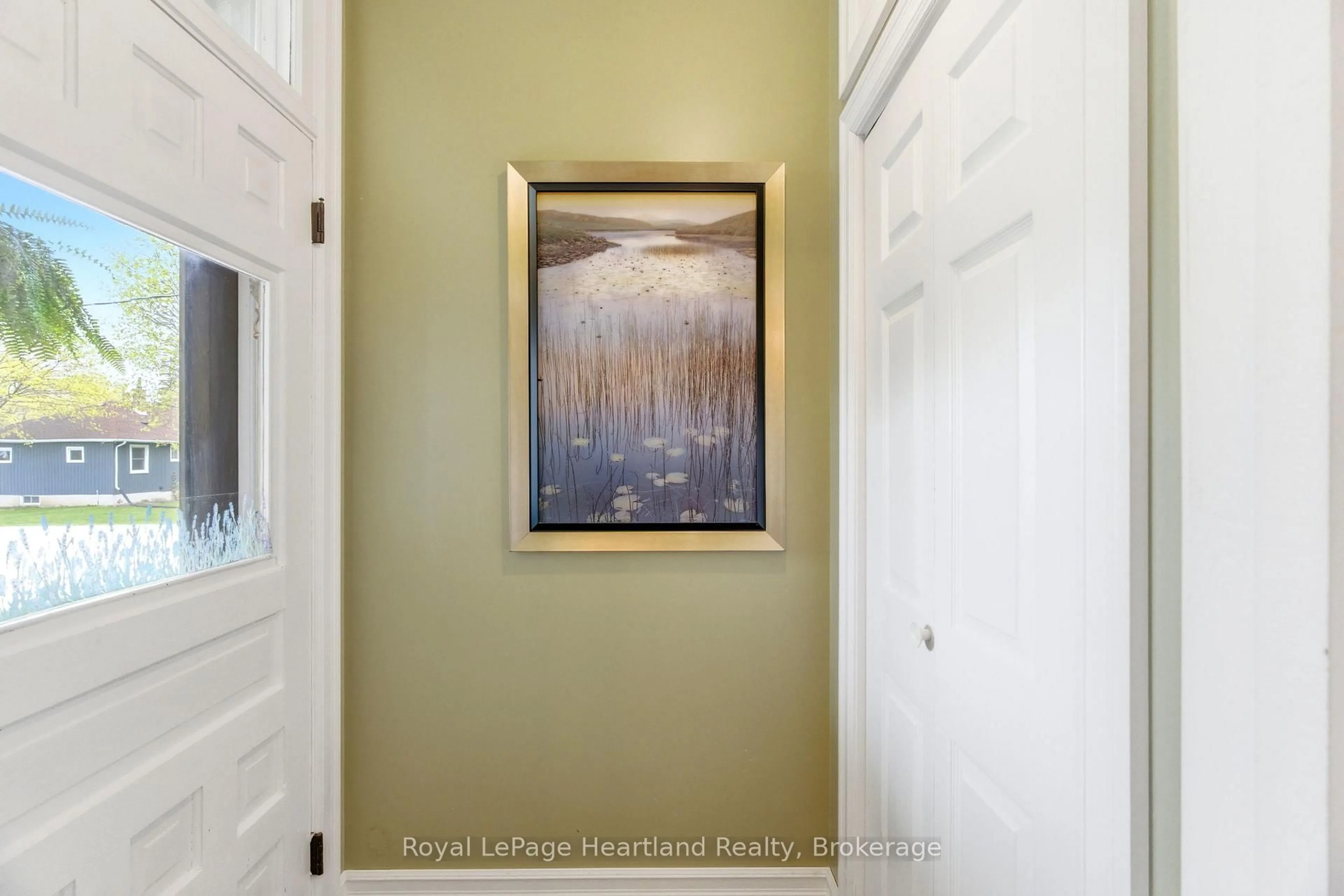 Indoor entryway for 125 Johns Ave, Central Huron Ontario N0M 1E0