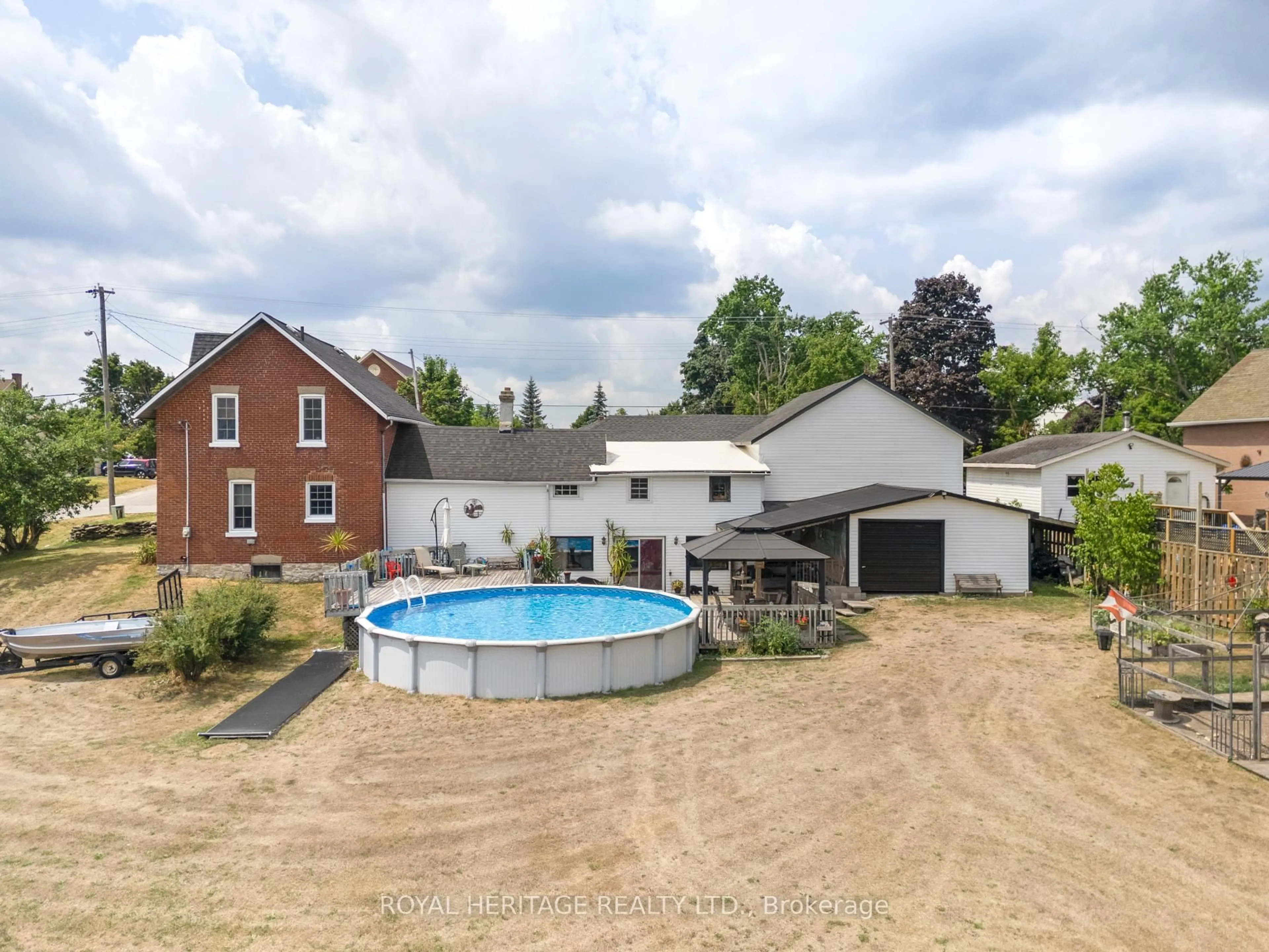 A pic from outside/outdoor area/front of a property/back of a property/a pic from drone, unknown for 1984 Sturgeon Rd, Kawartha Lakes Ontario K0M 1L0