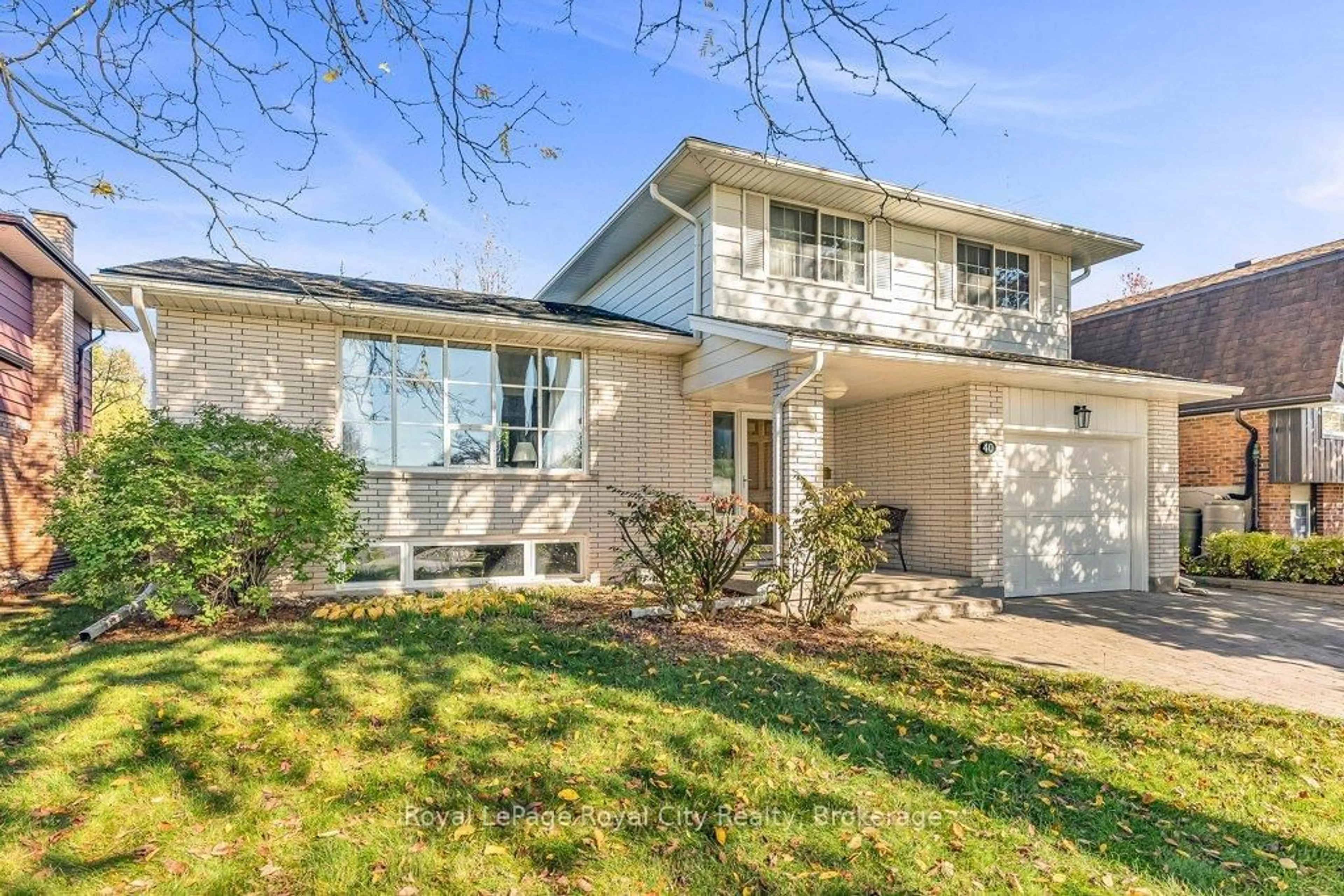 Unknown for 40 Keats Cres, Guelph Ontario N1G 3B2