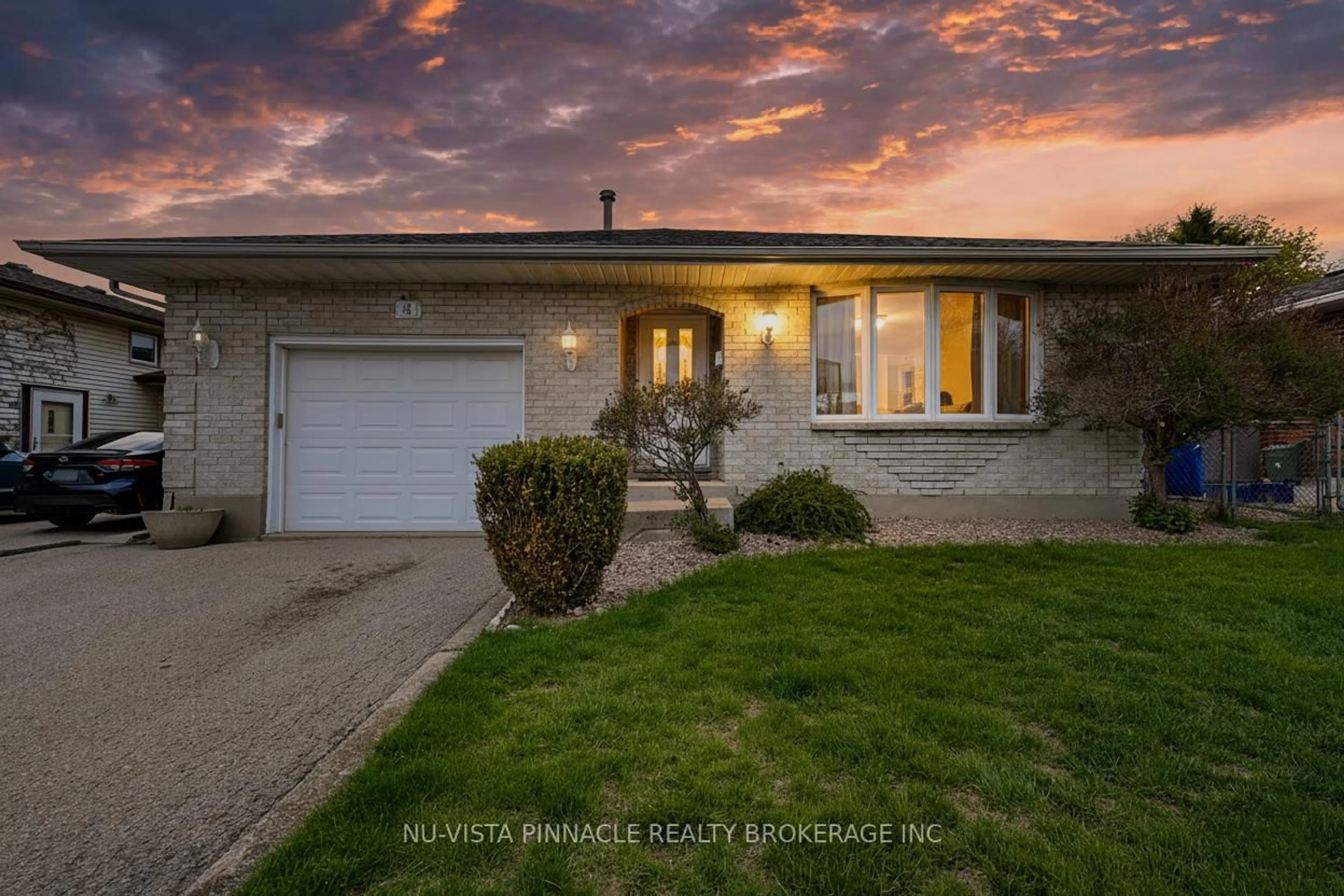 Unknown for 44 Golfdale Cres, London South Ontario N6C 5P2