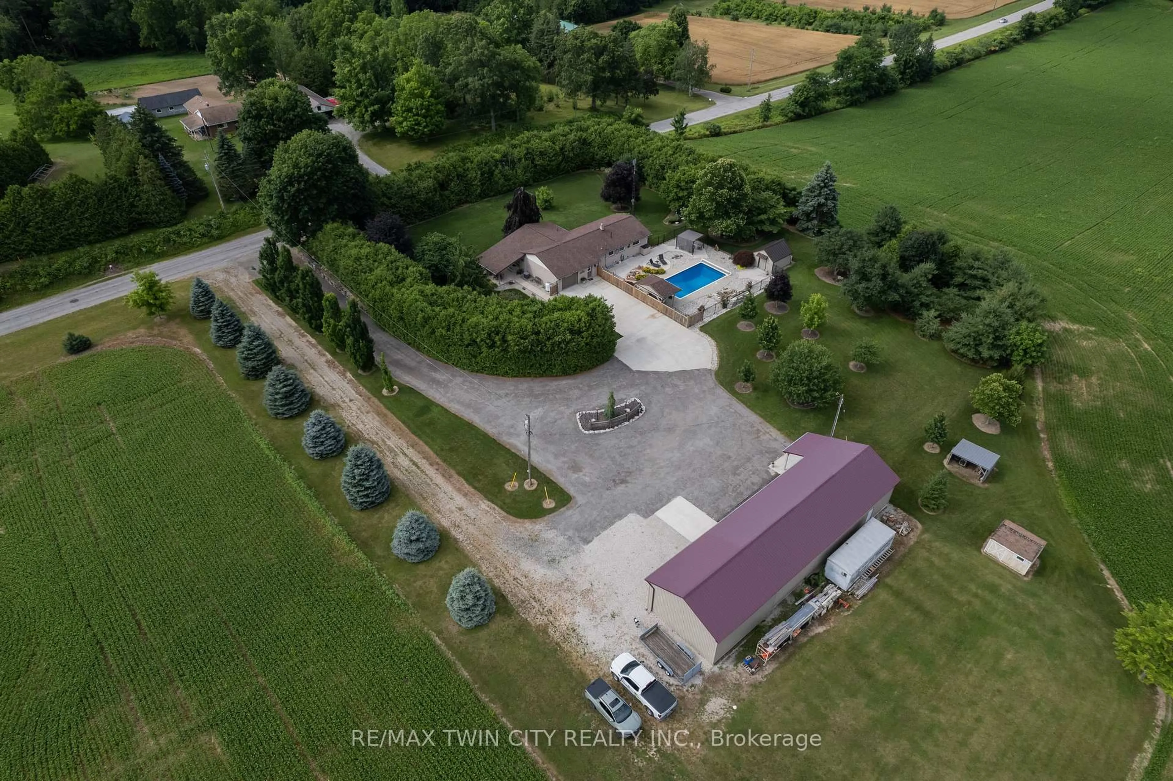 A pic from outside/outdoor area/front of a property/back of a property/a pic from drone, unknown for 1409 Charlotteville Rd. 5, Norfolk Ontario N3Y 4K1