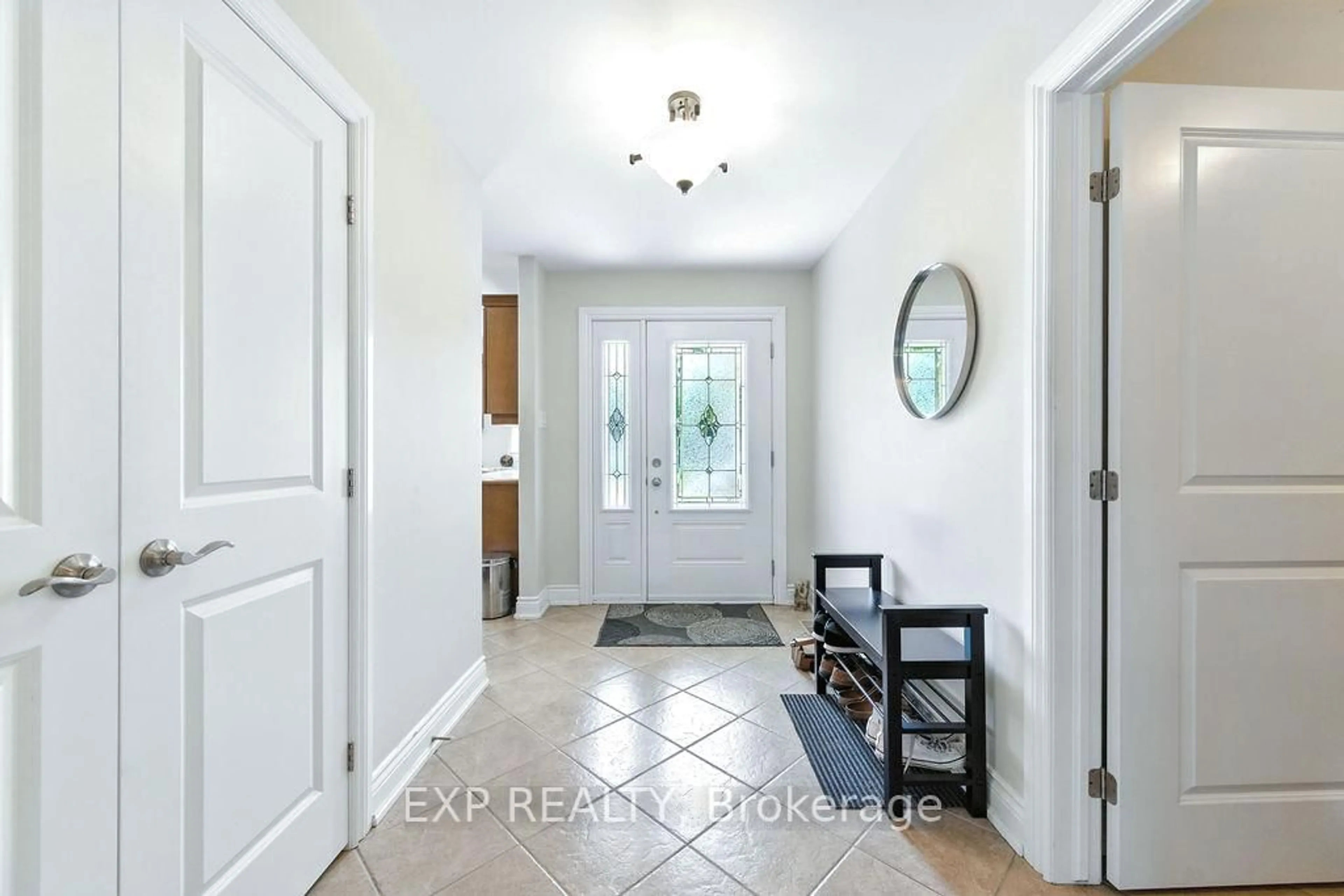 Indoor entryway for 519 Coleraine Dr, Renfrew Ontario K7V 1X3