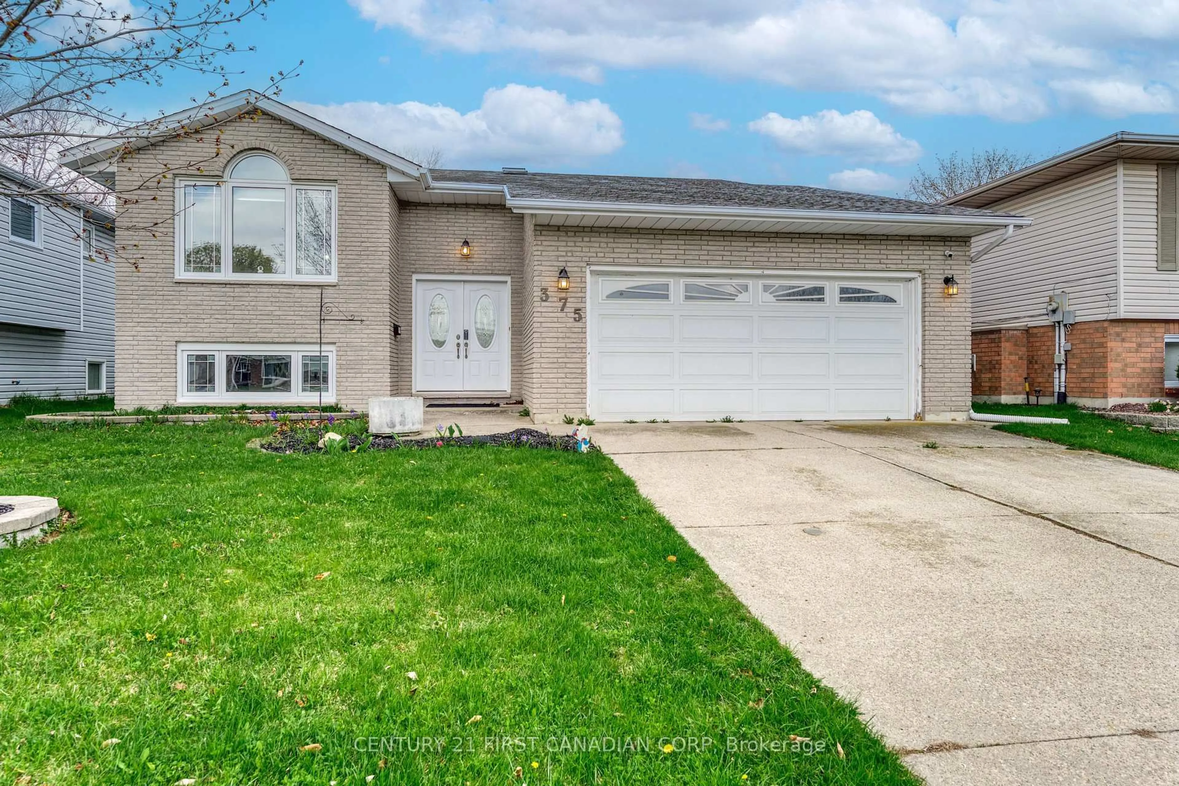 Home with vinyl exterior material, street for 375 Trudeau Dr, Sarnia Ontario N7S 6H6