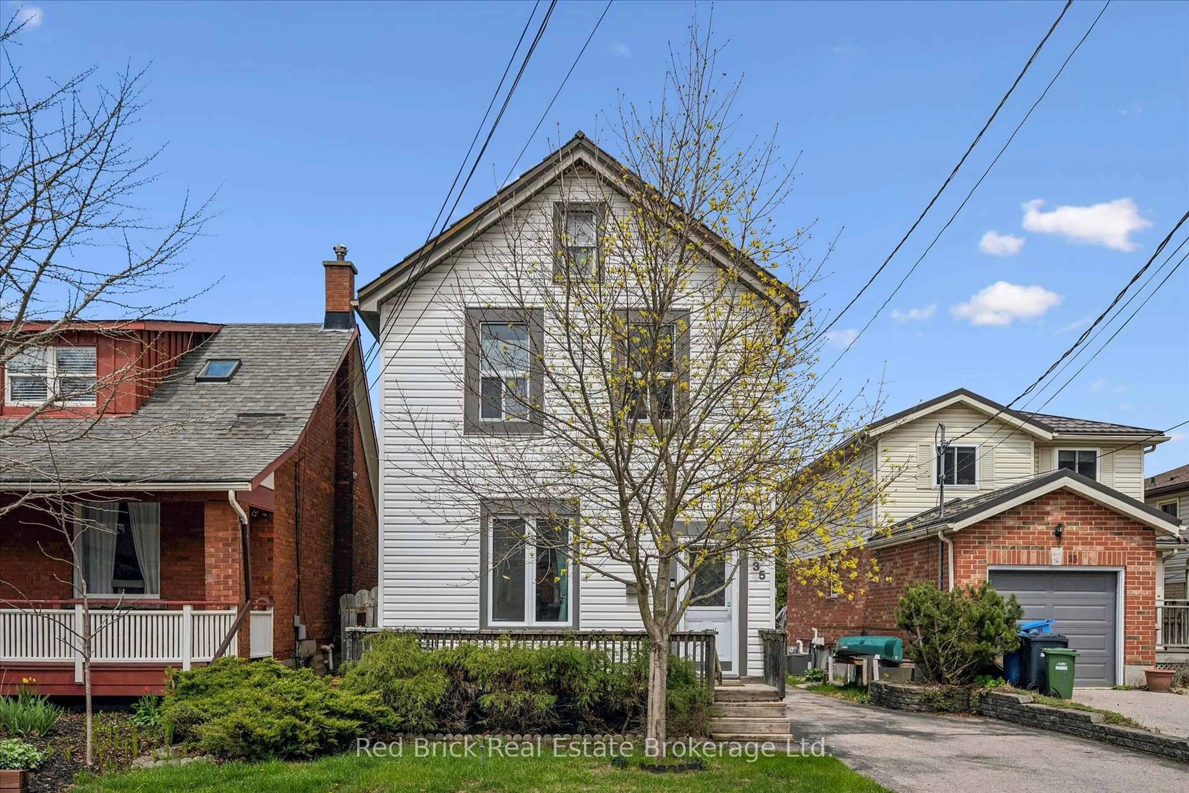 Home with brick exterior material, street for 35 Inkerman St, Guelph Ontario N1H 3C6