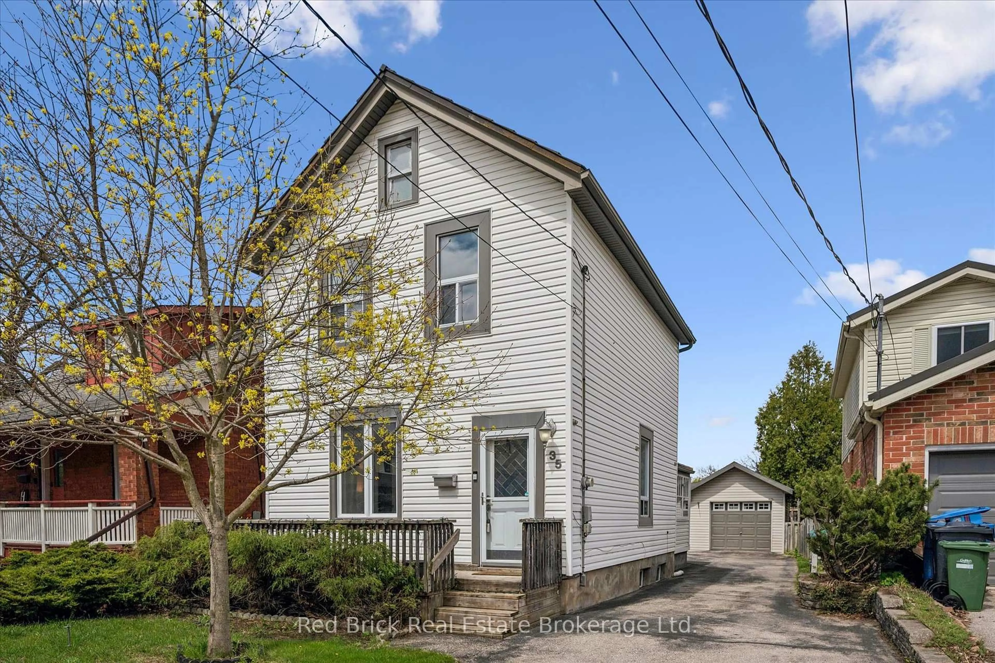 Unknown for 35 Inkerman St, Guelph Ontario N1H 3C6
