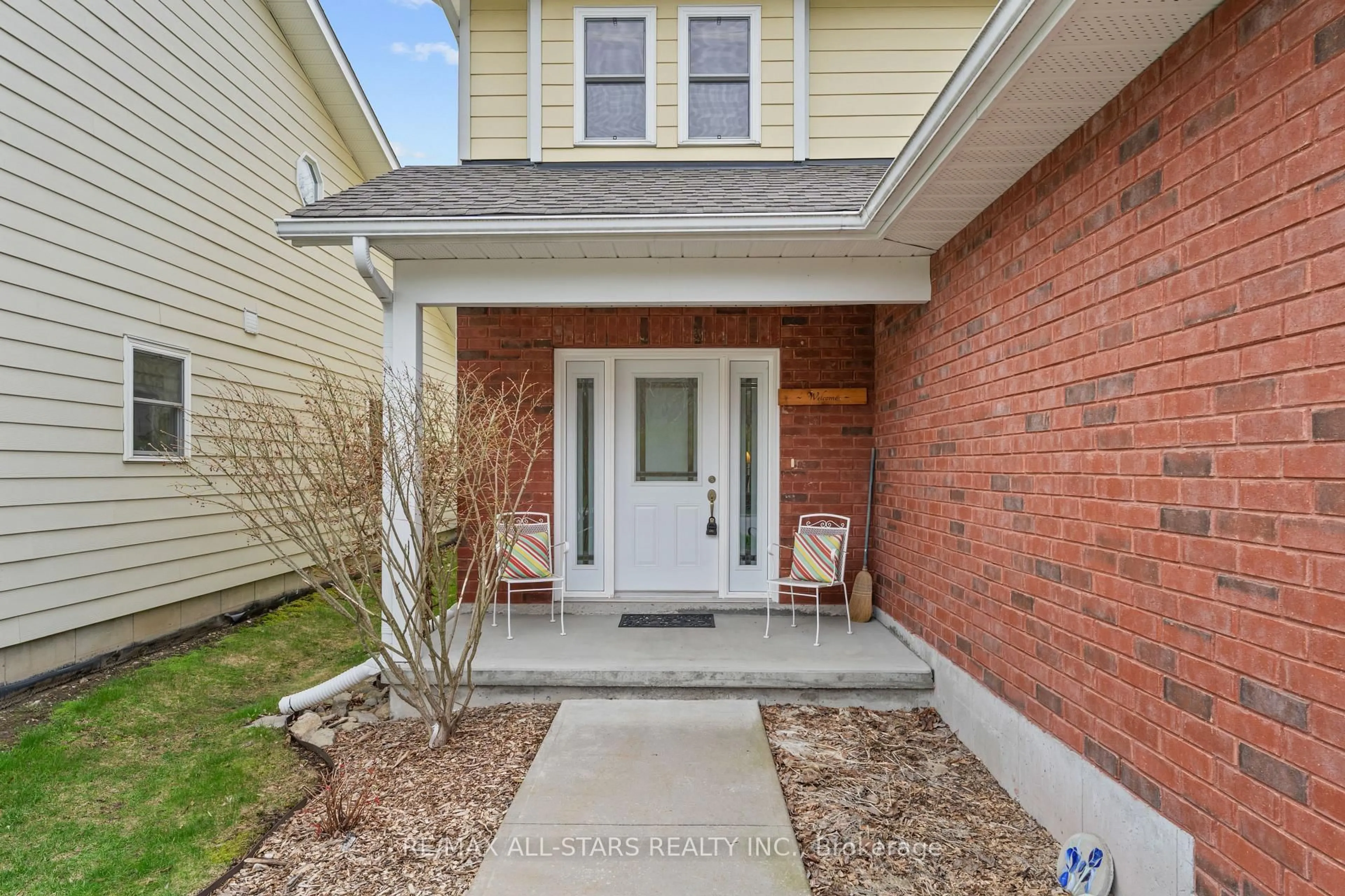 Unknown for 22 Deane St, Kawartha Lakes Ontario K0M 1N0
