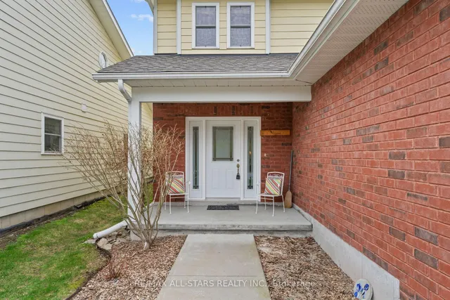 22 Deane St, Kawartha Lakes 4