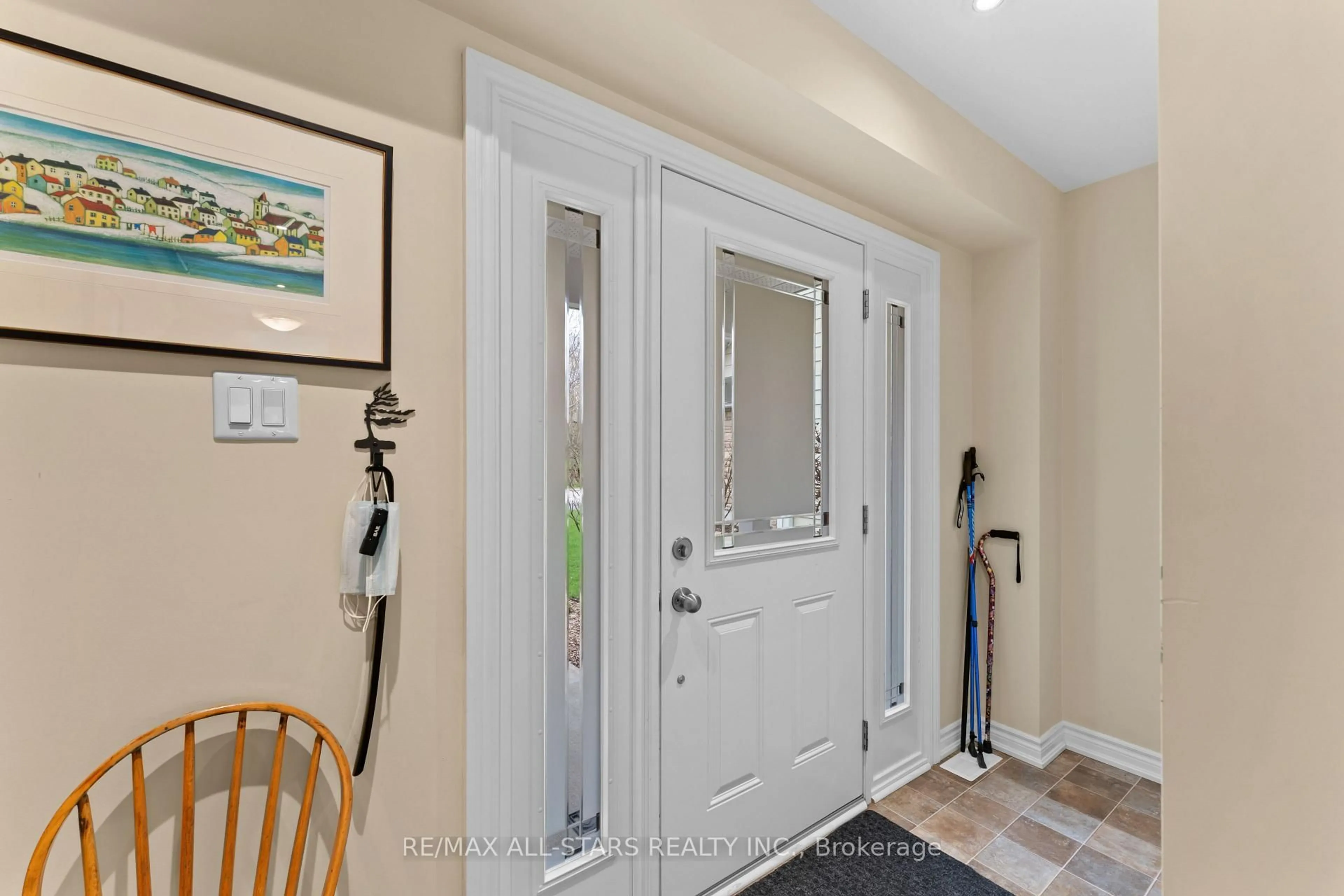 Indoor entryway for 22 Deane St, Kawartha Lakes Ontario K0M 1N0