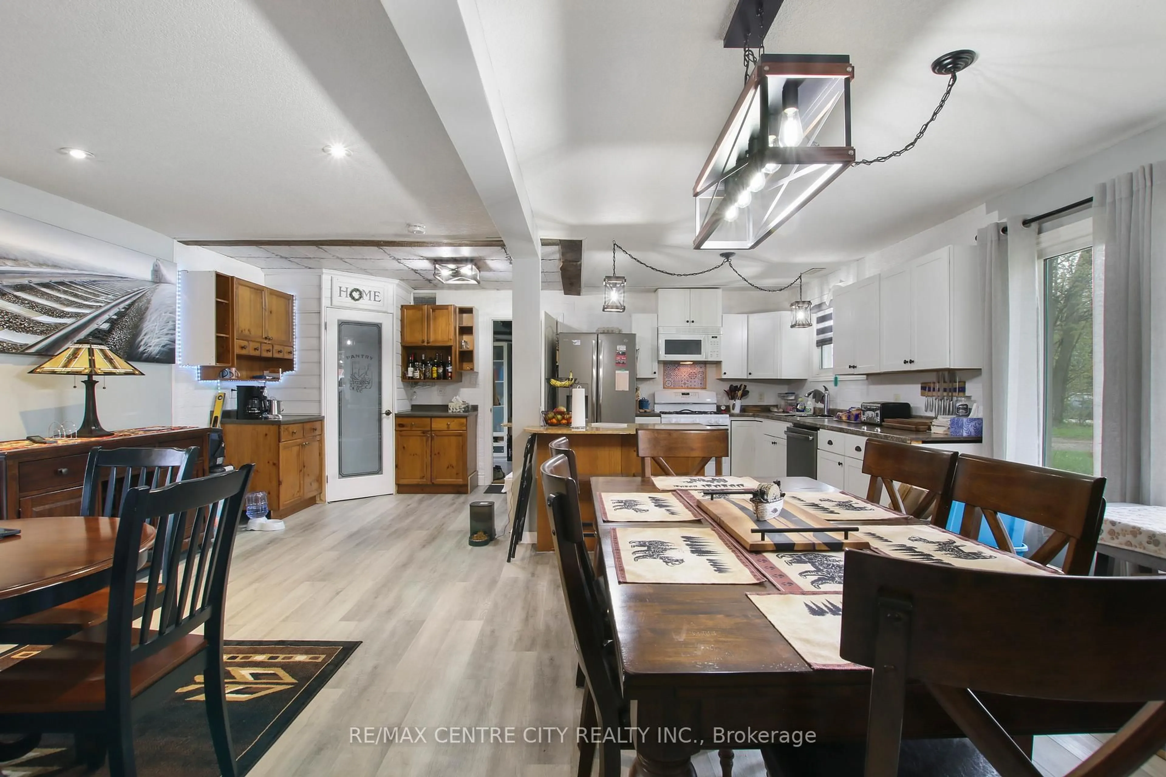 Open concept kitchen, ceramic/tile floor for 129 Duchess Ave, Lucan Biddulph Ontario N0M 2J0