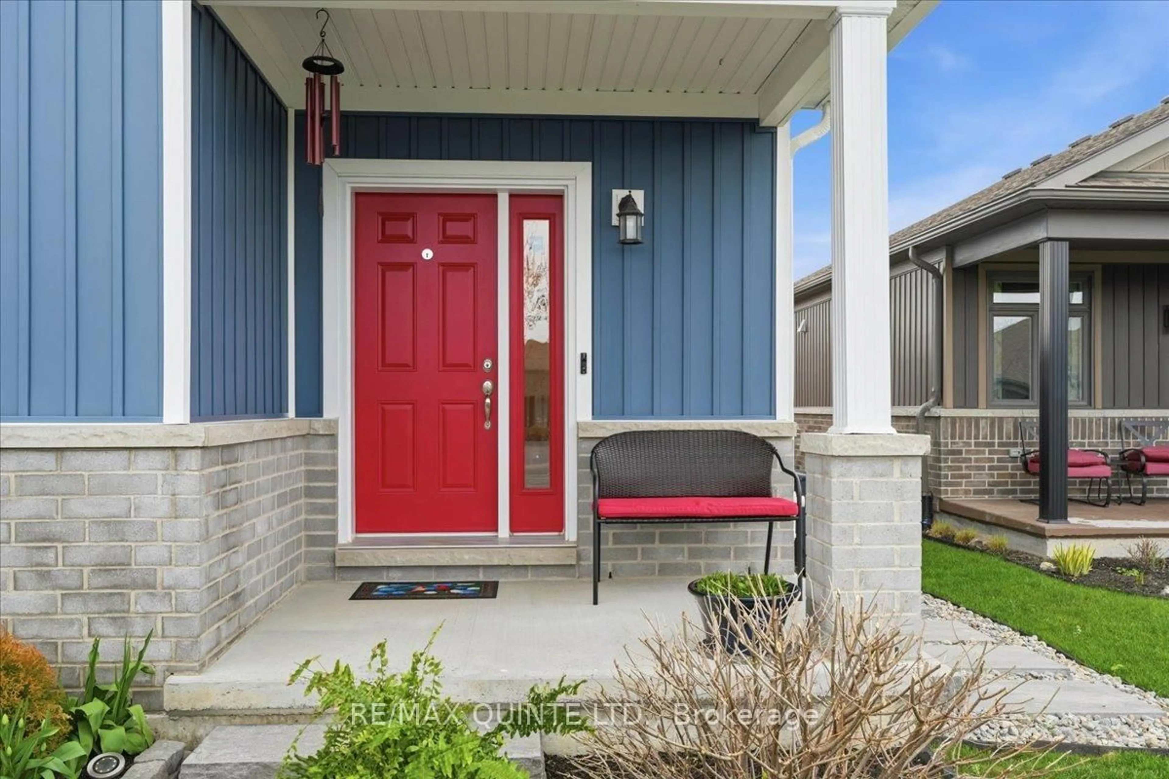 Indoor entryway for 7 Curtis St, Prince Edward County Ontario K0K 2T0