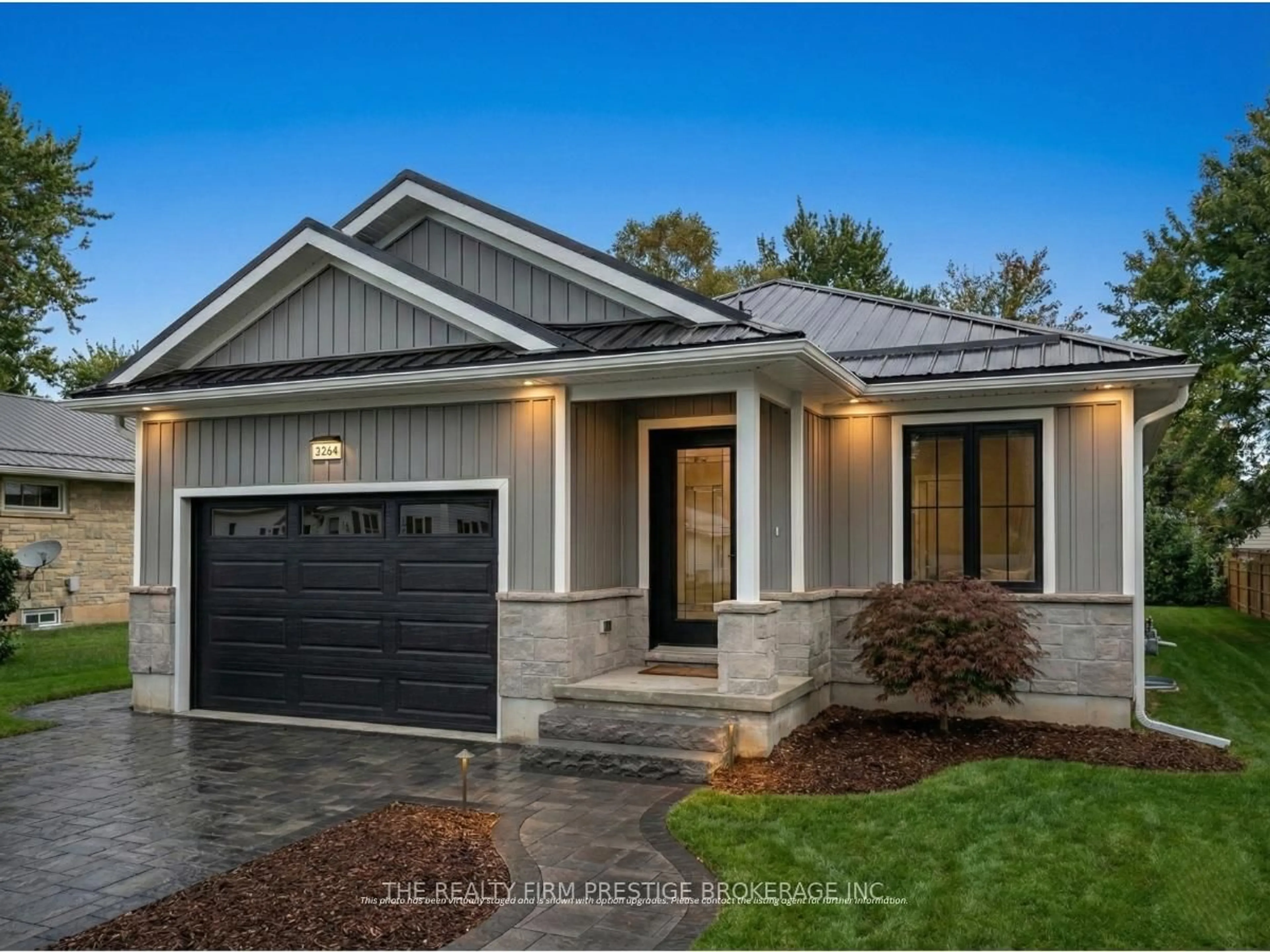 Home with brick exterior material, street for 32 Broadway Ave, Chatham-Kent Ontario N0P 2C0