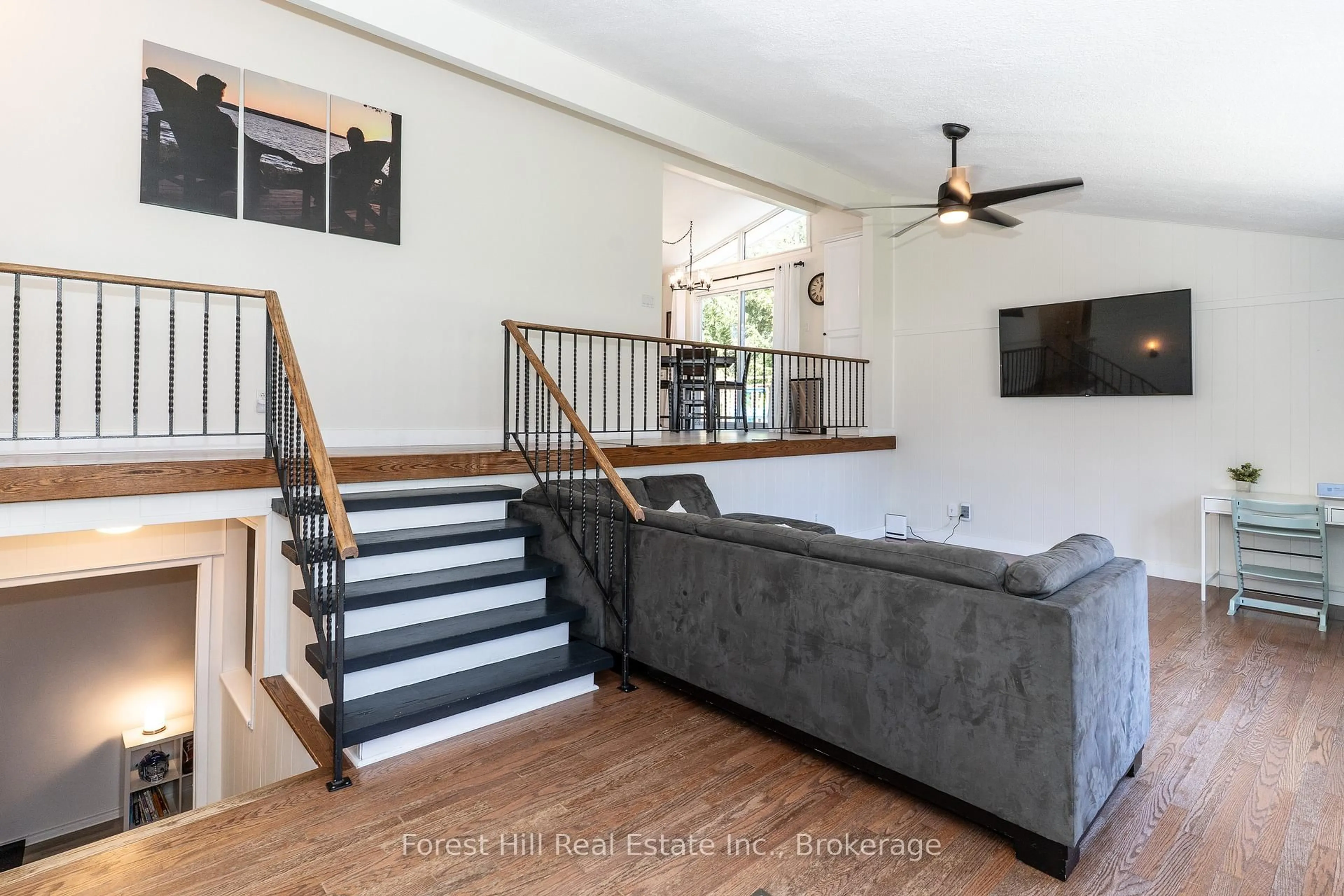 Unknown for 1022 Burgess Ave, Muskoka Lakes Ontario P0C 1A0