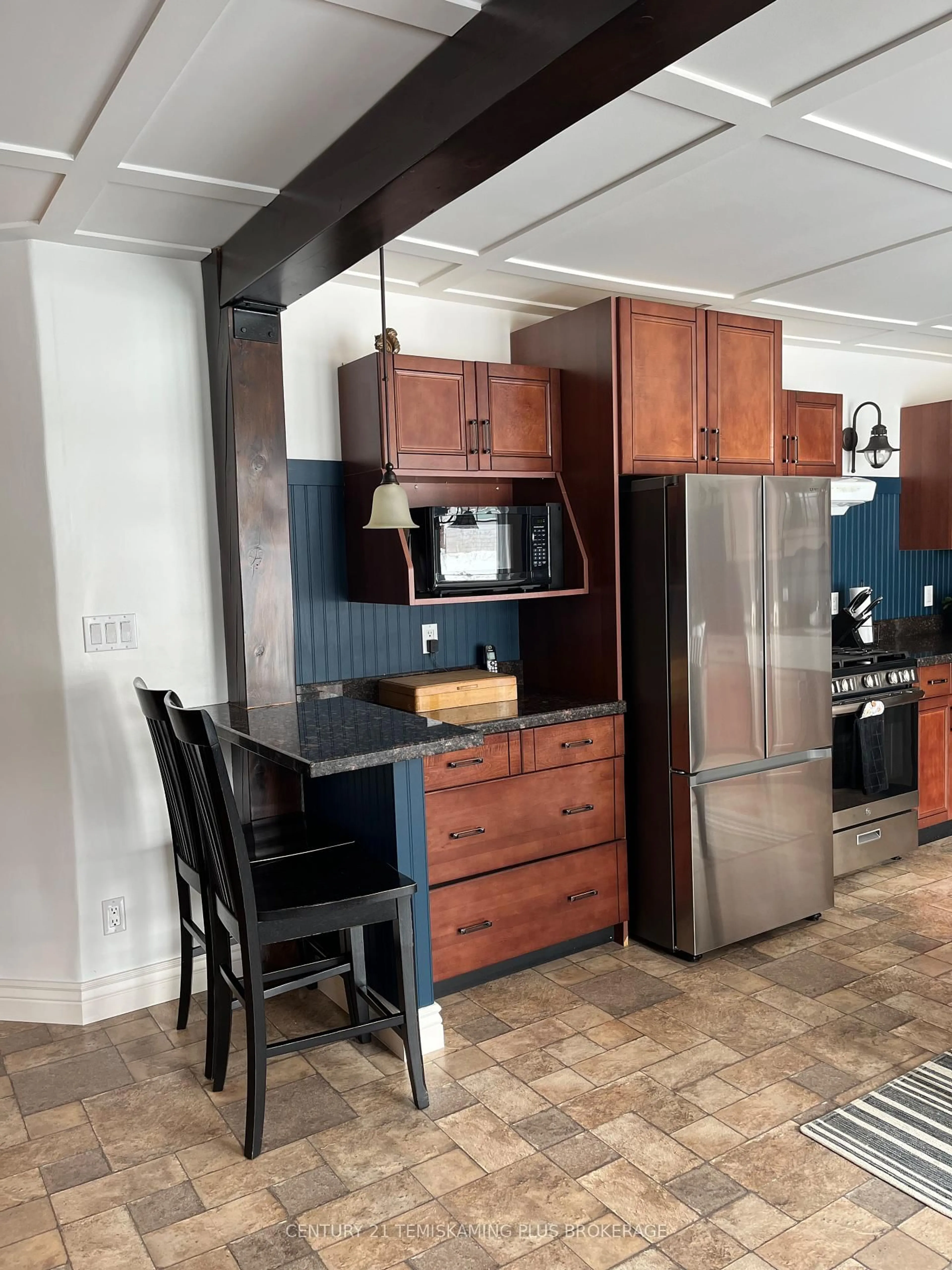 Unknown for 7 Poplar Cres, Temagami Ontario P0H 2H0