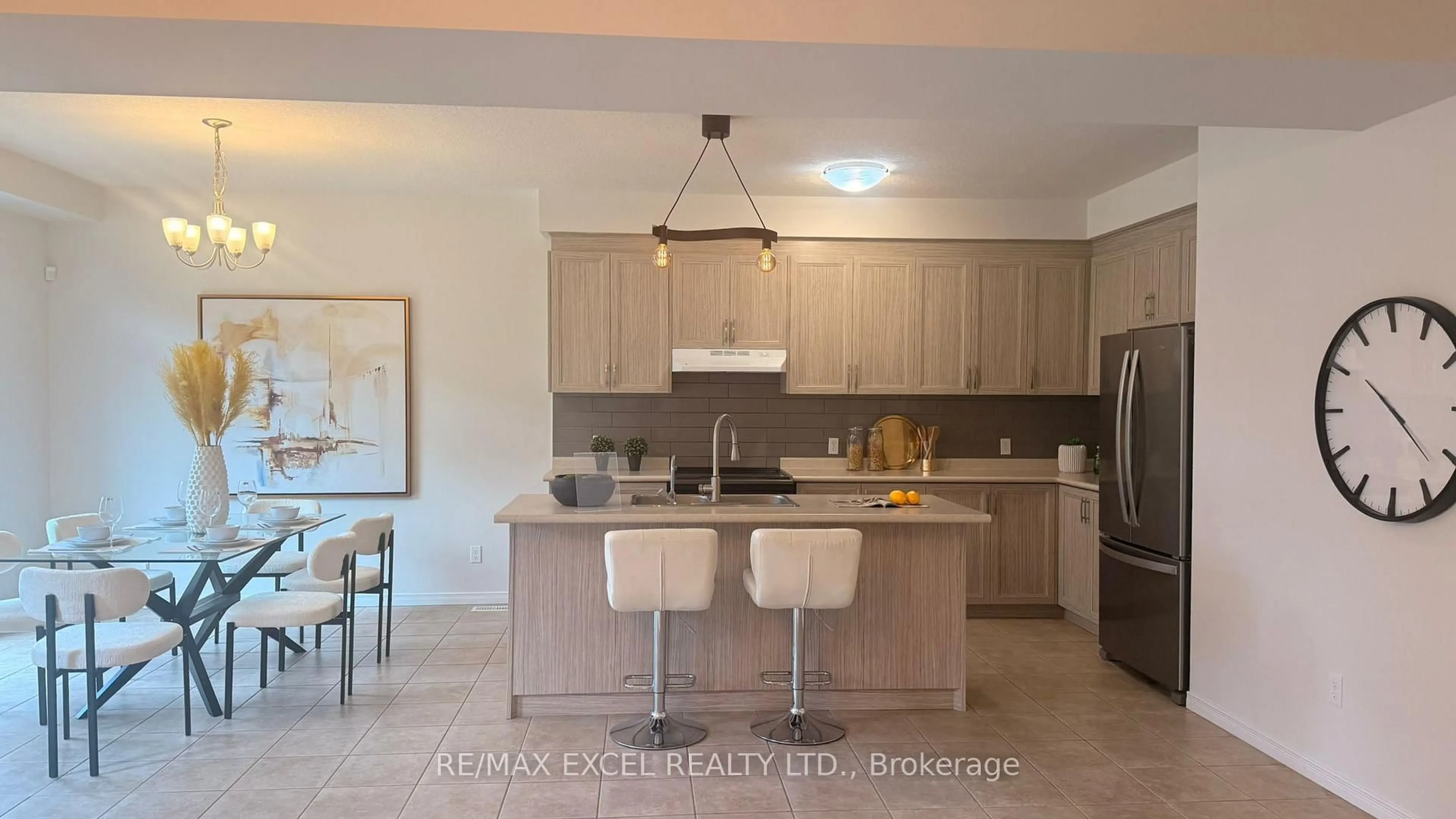 Open concept kitchen, ceramic/tile floor for 692 Indian Grass St, Waterloo Ontario N2V 0C9