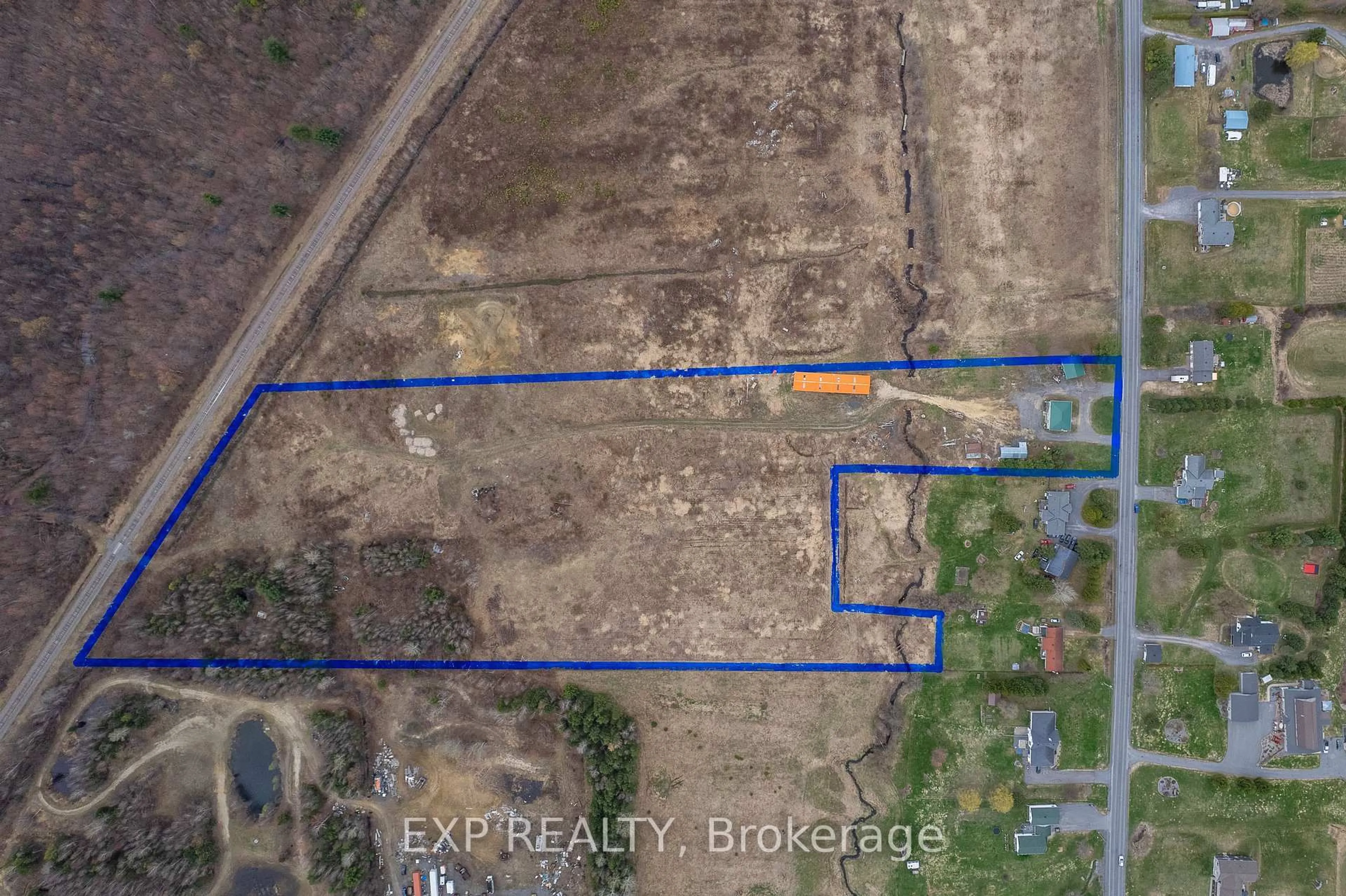 A pic from outside/outdoor area/front of a property/back of a property/a pic from drone, building for 1655 CALYPSO St, The Nation Ontario K0A 2M0