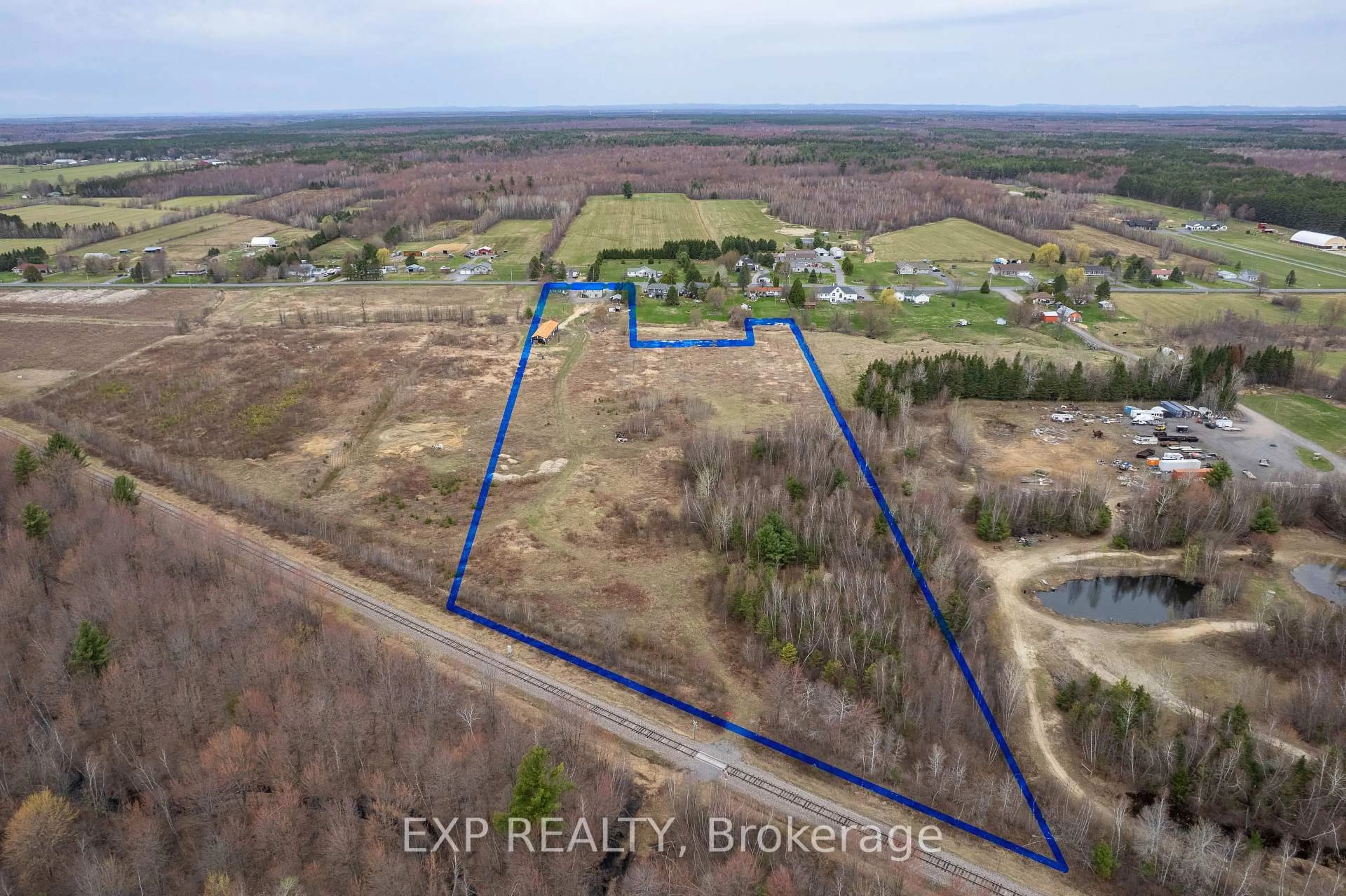 A pic from outside/outdoor area/front of a property/back of a property/a pic from drone, building for 1655 CALYPSO St, The Nation Ontario K0A 2M0